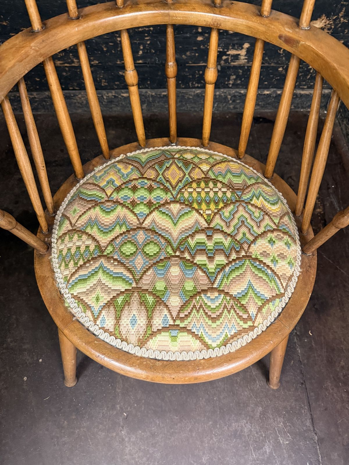 Arts & Crafts Movement Elm Windsor Comb Back Chair, Woven Tapestry Seat photo 375.0