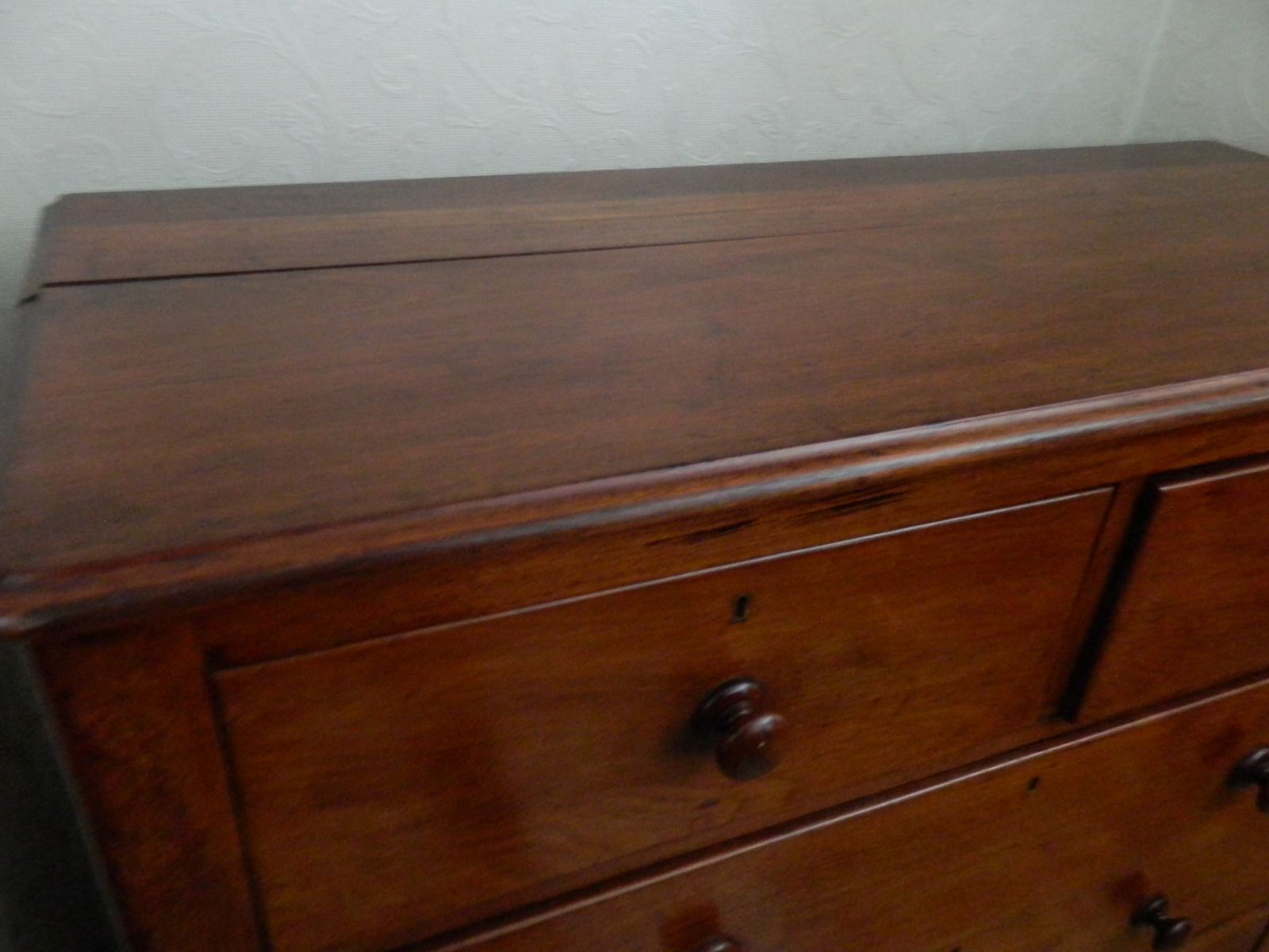 Victorian Mahogany Chest Of Drawers photo vinterior
