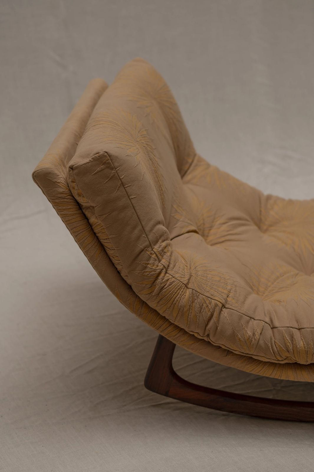 photo furniture Adrian Pearsall Lounge Chair For Craft Associates, 1960s