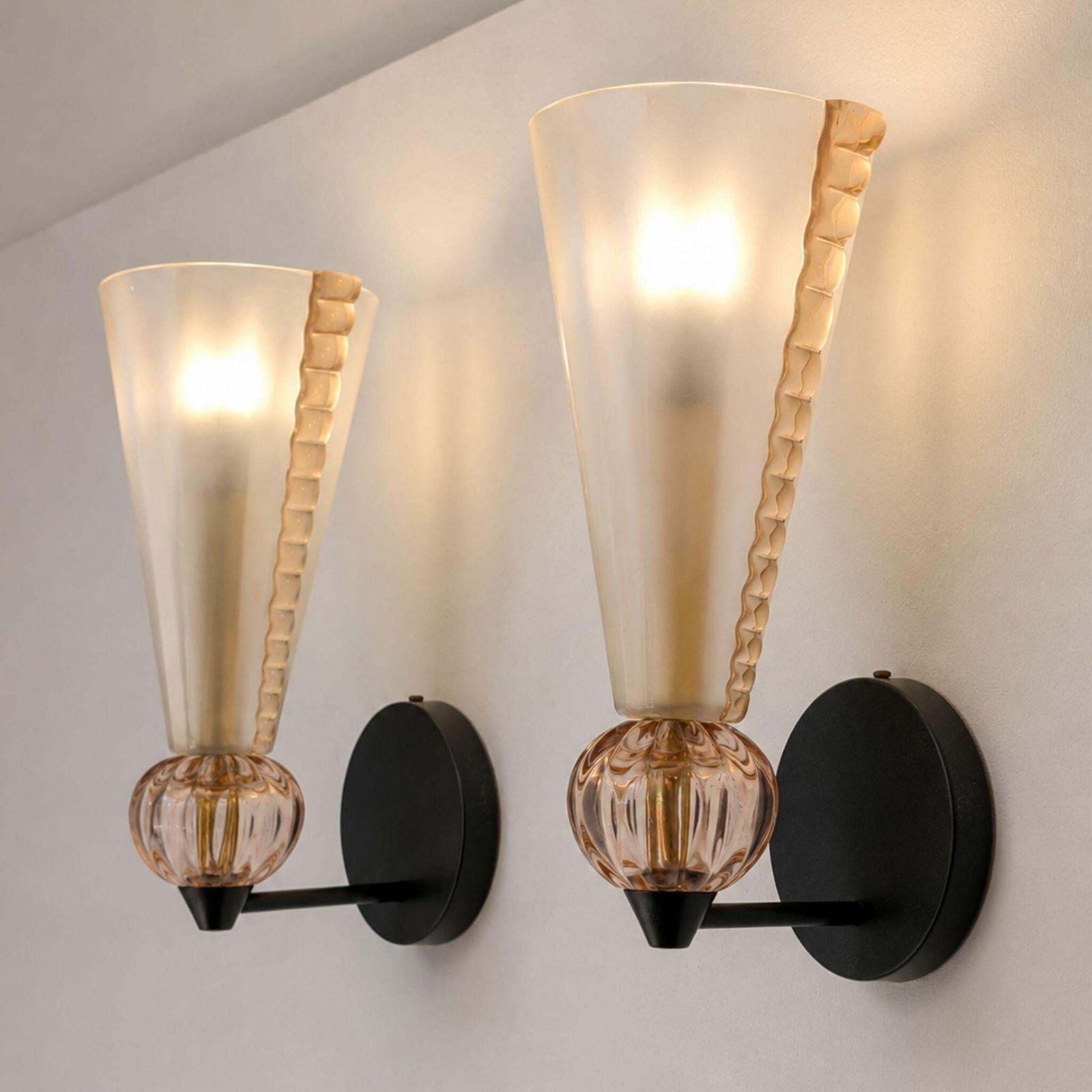 Mid Century Modern Pink Wall Lights Murano Glass Sconces Barovier & Toso Style photo for sale
