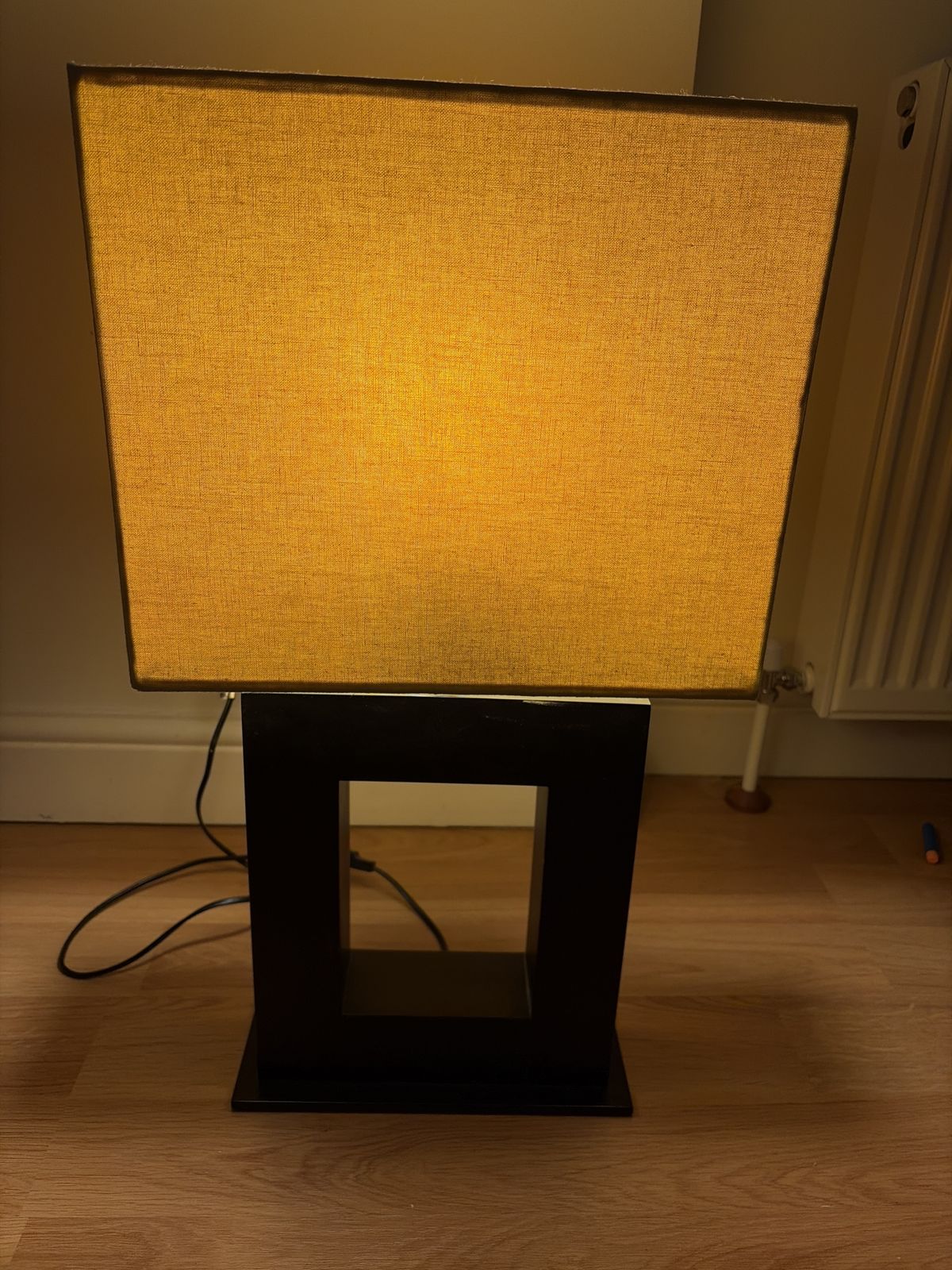 “Modern Black Geometric Table Lamp With Beige Shade – Contemporary Bedside/Living Room Lamp photo Lighting