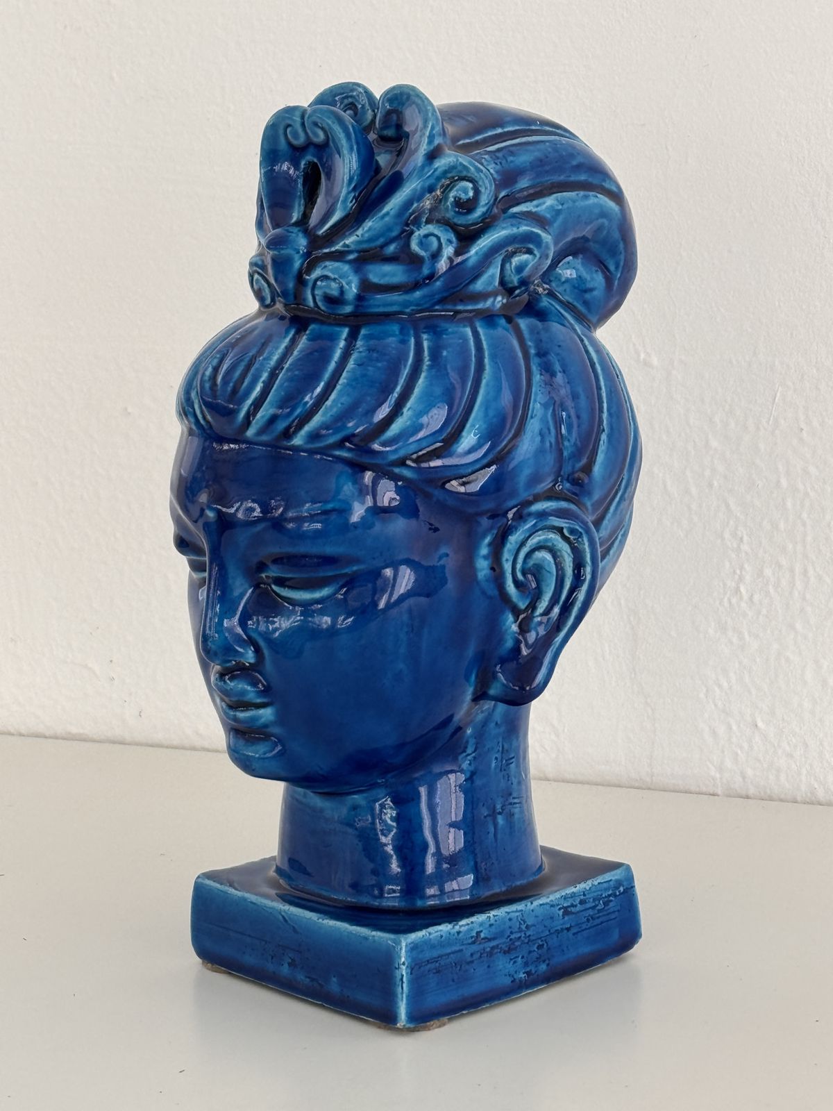 photo furniture Aldo Londi For Bitossi Kwan Yin Buddha Rimini Blu, Italy, 1970s