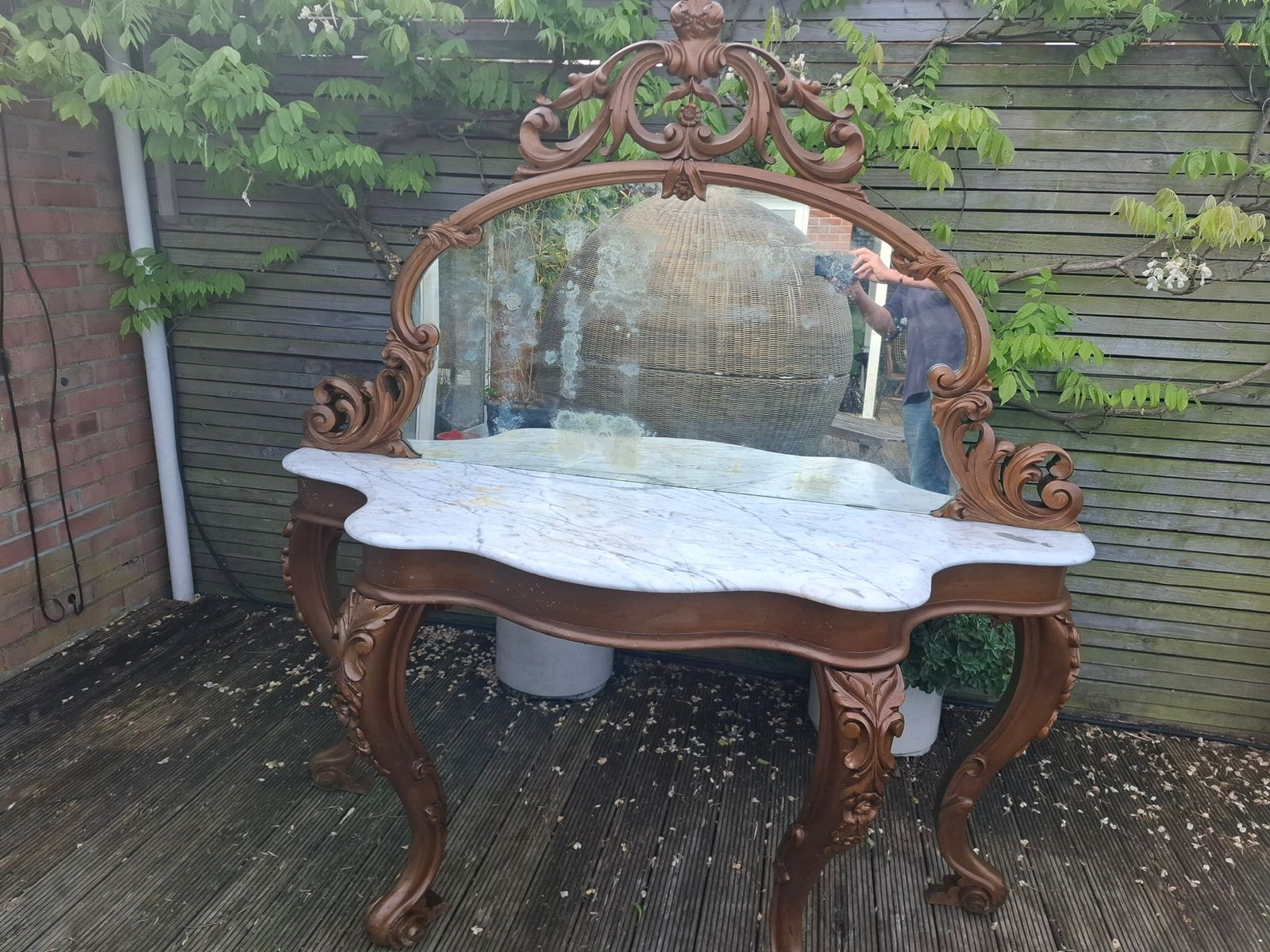 18th Century Louis Vx Style Serpentine Marble Top Heavily Carved Hall Table Mirror photo for sale