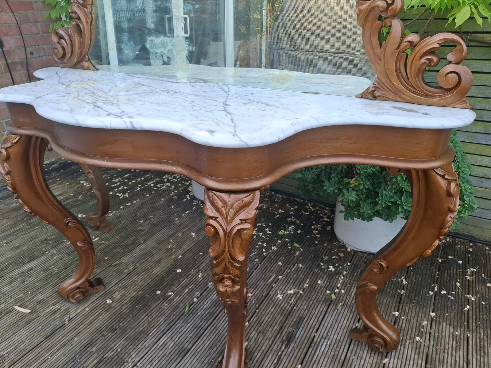 photo furniture 18th Century Louis Vx Style Serpentine Marble Top Heavily Carved Hall Table Mirror