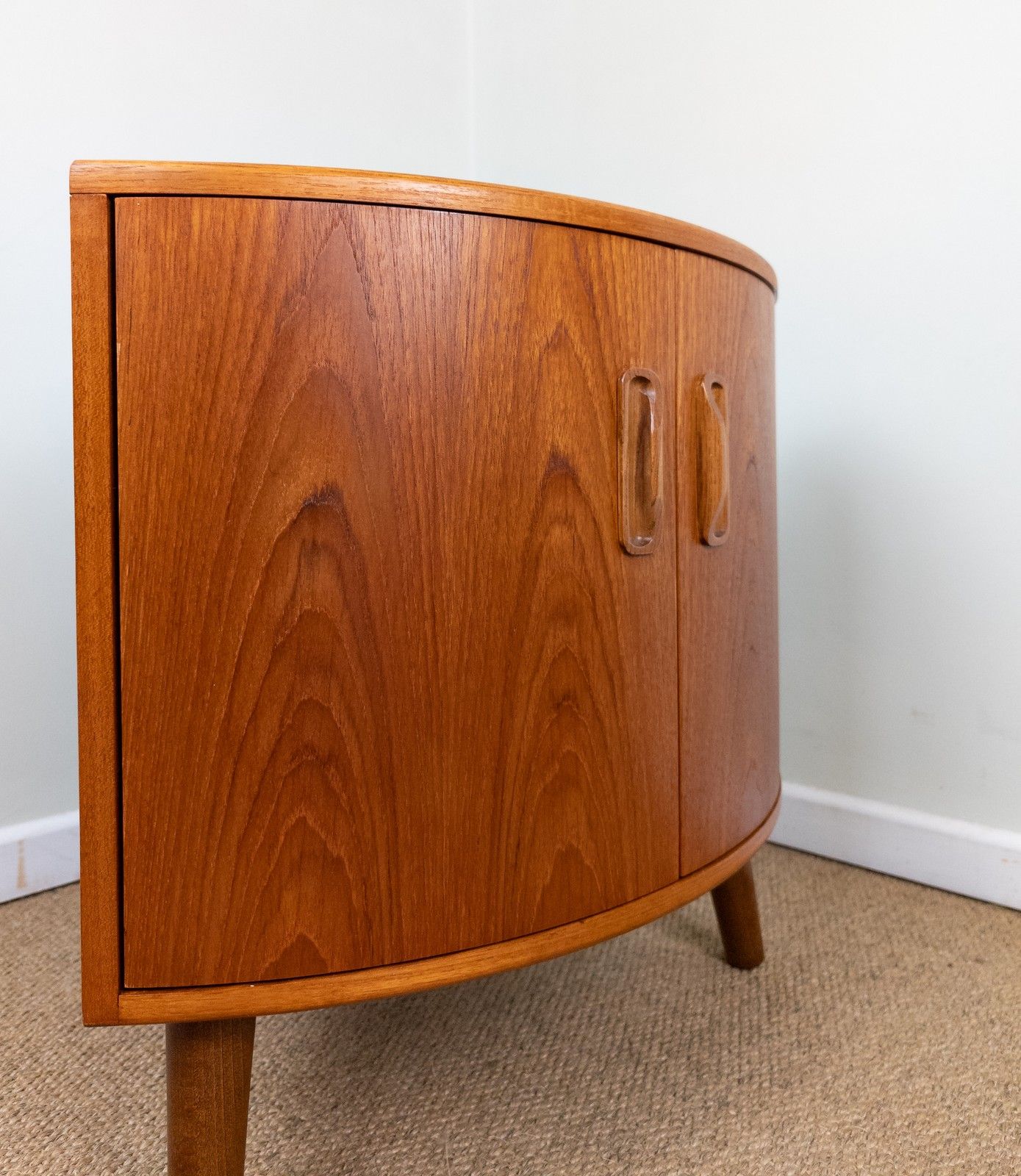 photo furniture Refinished Vintage Mid Century G Plan Teak Curved Corner Cabinet Plant Stand