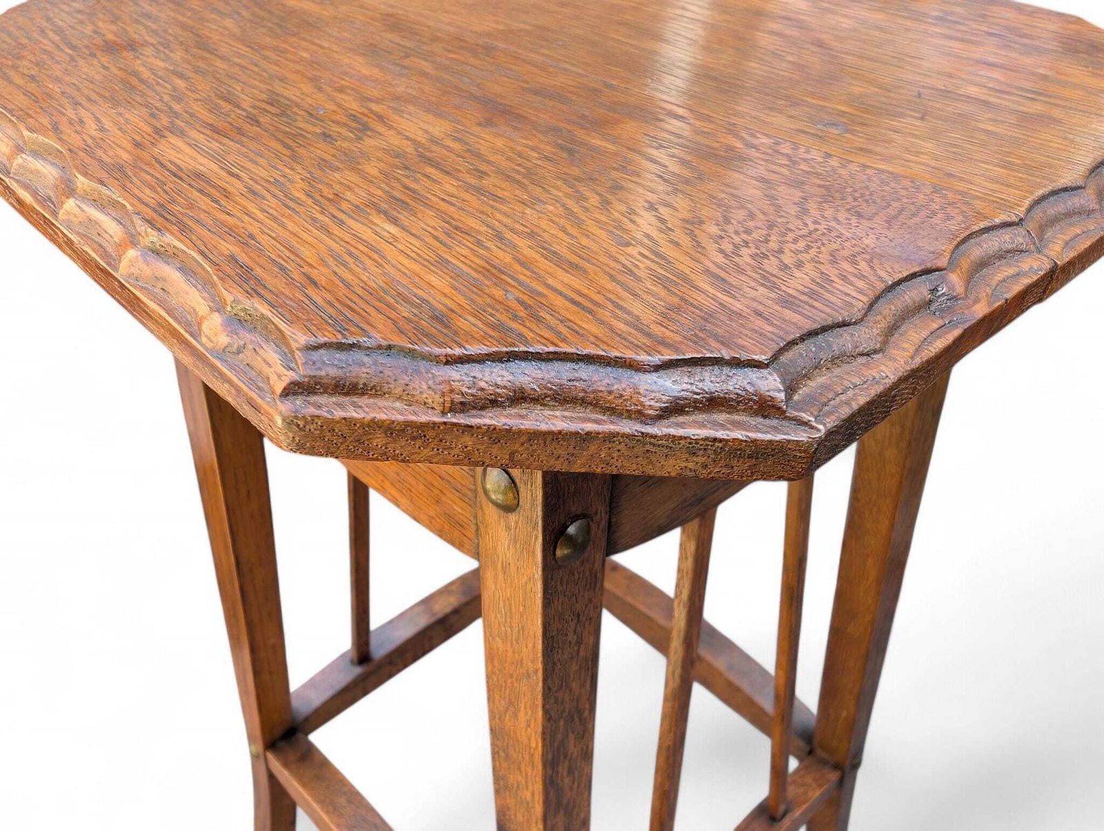 Furniture Small Arts And Crafts Oak Plant Stand Side Table Antique photo