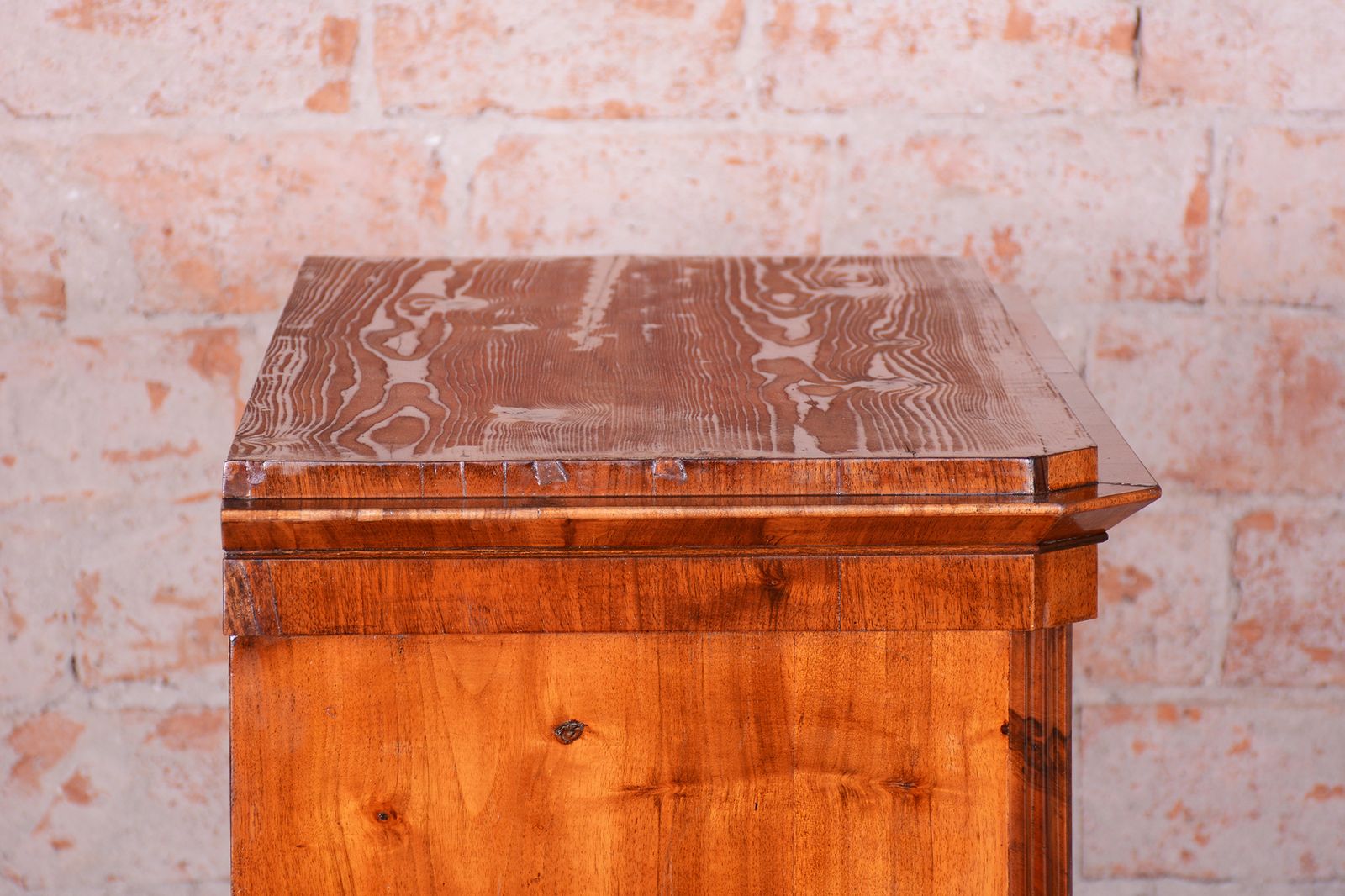 photo vinterior Restored Biedermeier Cabinet, Walnut, Revived Polish, Austria, 1830s
