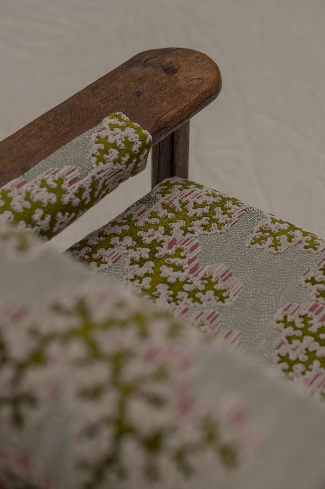 Early 20th Century Arts & Crafts Easy Chair photo furniture