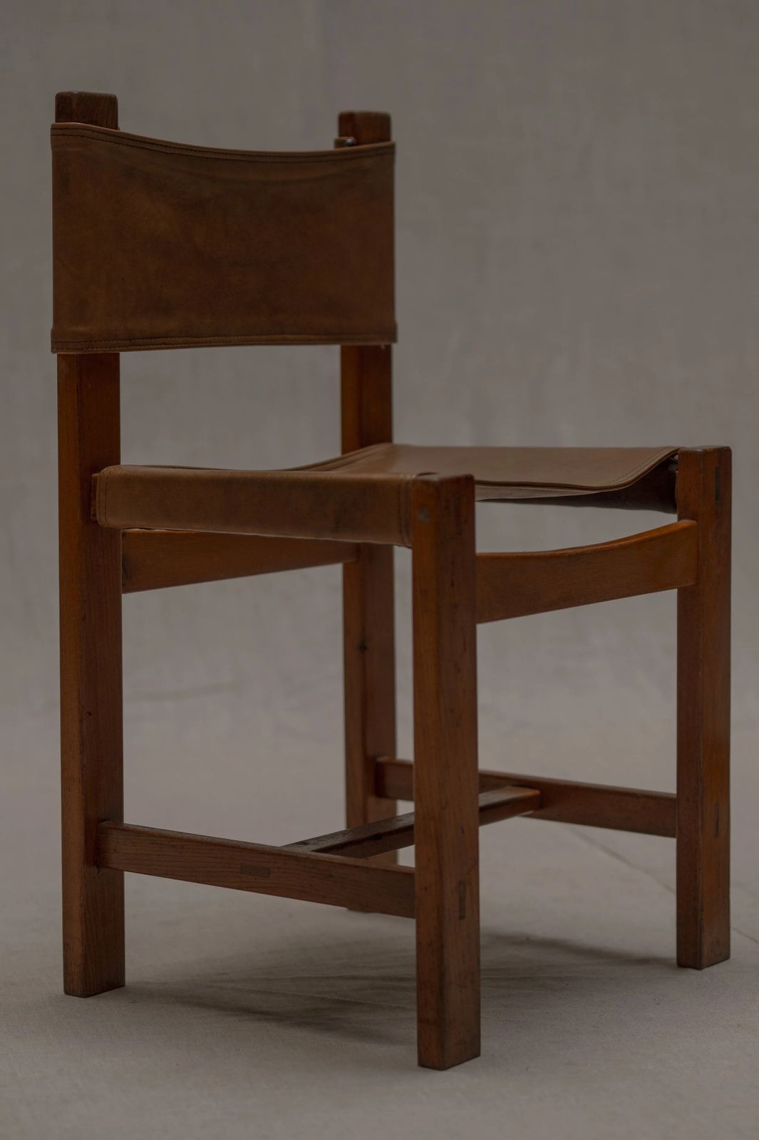 photo vinterior Set Of Two Maison Regain Side Chairs, France, 1970s