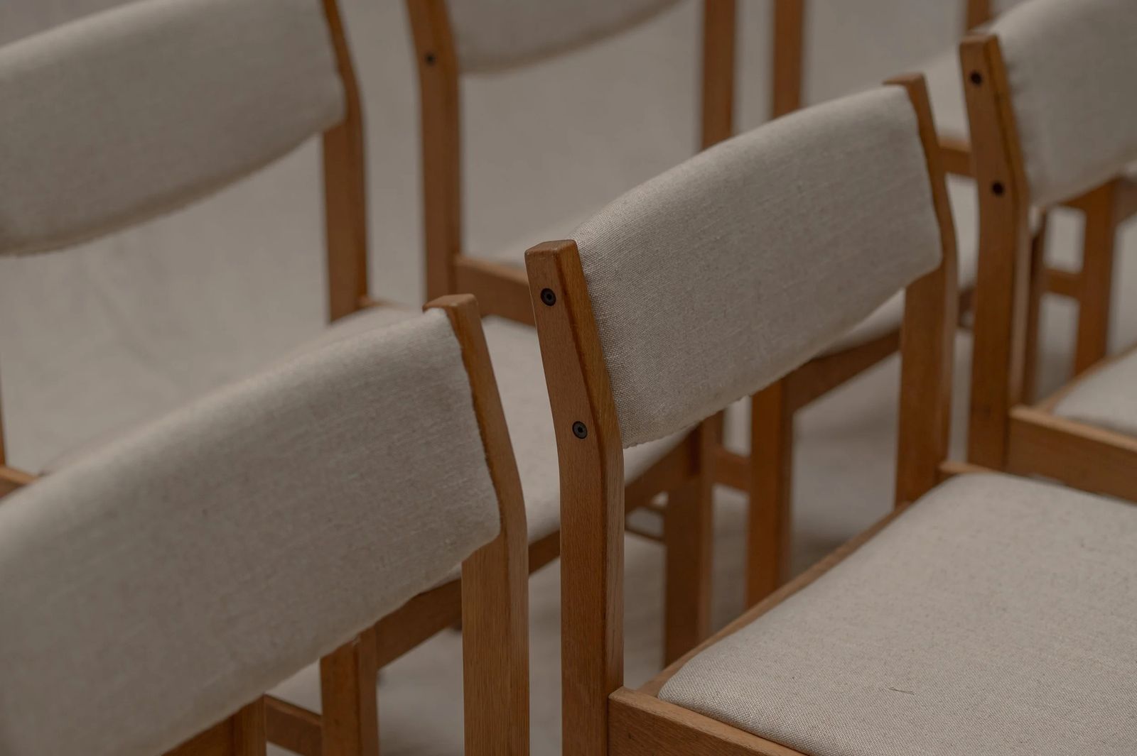 Set Of Eight Dining Chairs By Børge Mogensen For Fdb Møbler, Denmark photo vinterior