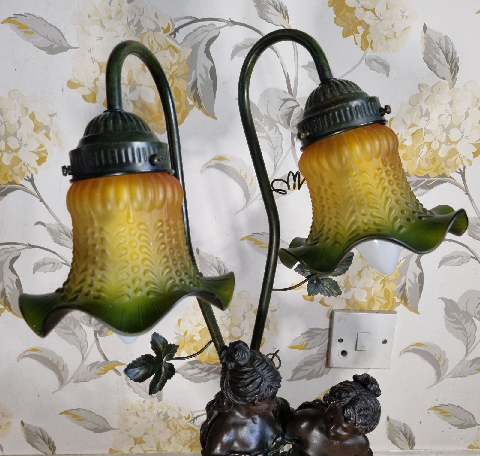 Large Widdop Bingham Art Nouveau Style Table Lamp 2 Figures Ruffle Tulip Shades photo Lighting