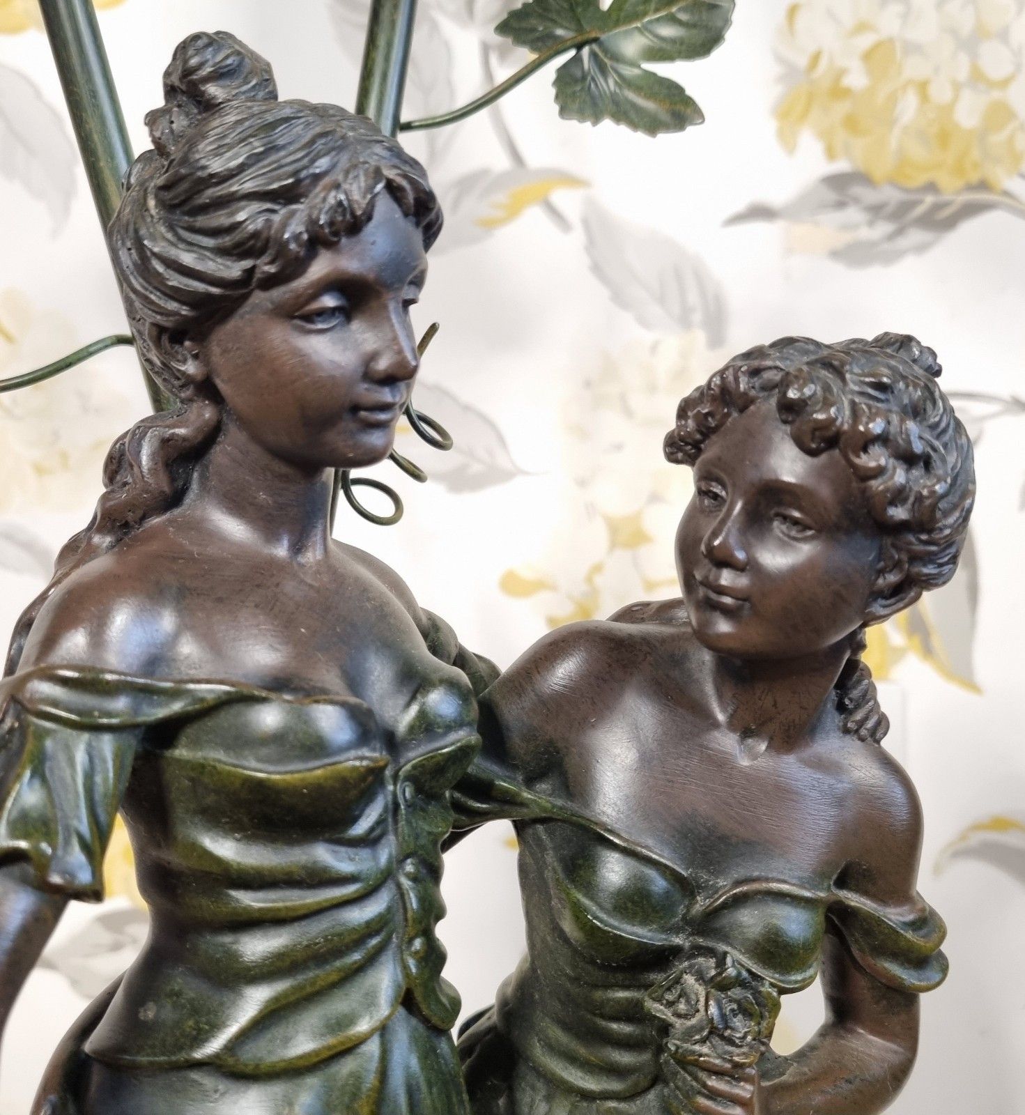 Large Widdop Bingham Art Nouveau Style Table Lamp 2 Figures Ruffle Tulip Shades photo vinterior