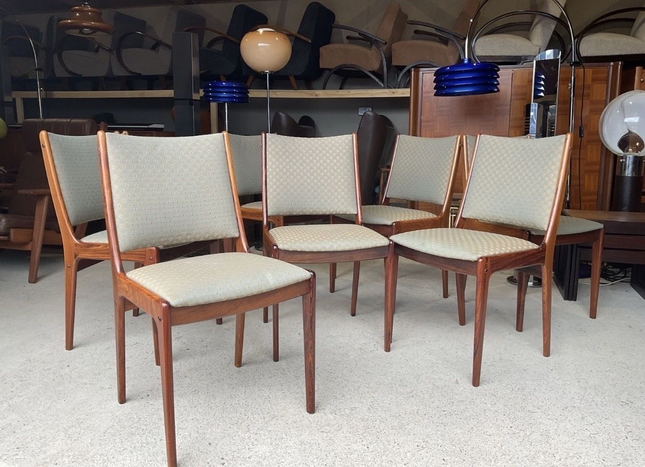 Set Of 8 Danish Dining Chairs By Johannes Andersen For Uldum Møbler photo 3100.0
