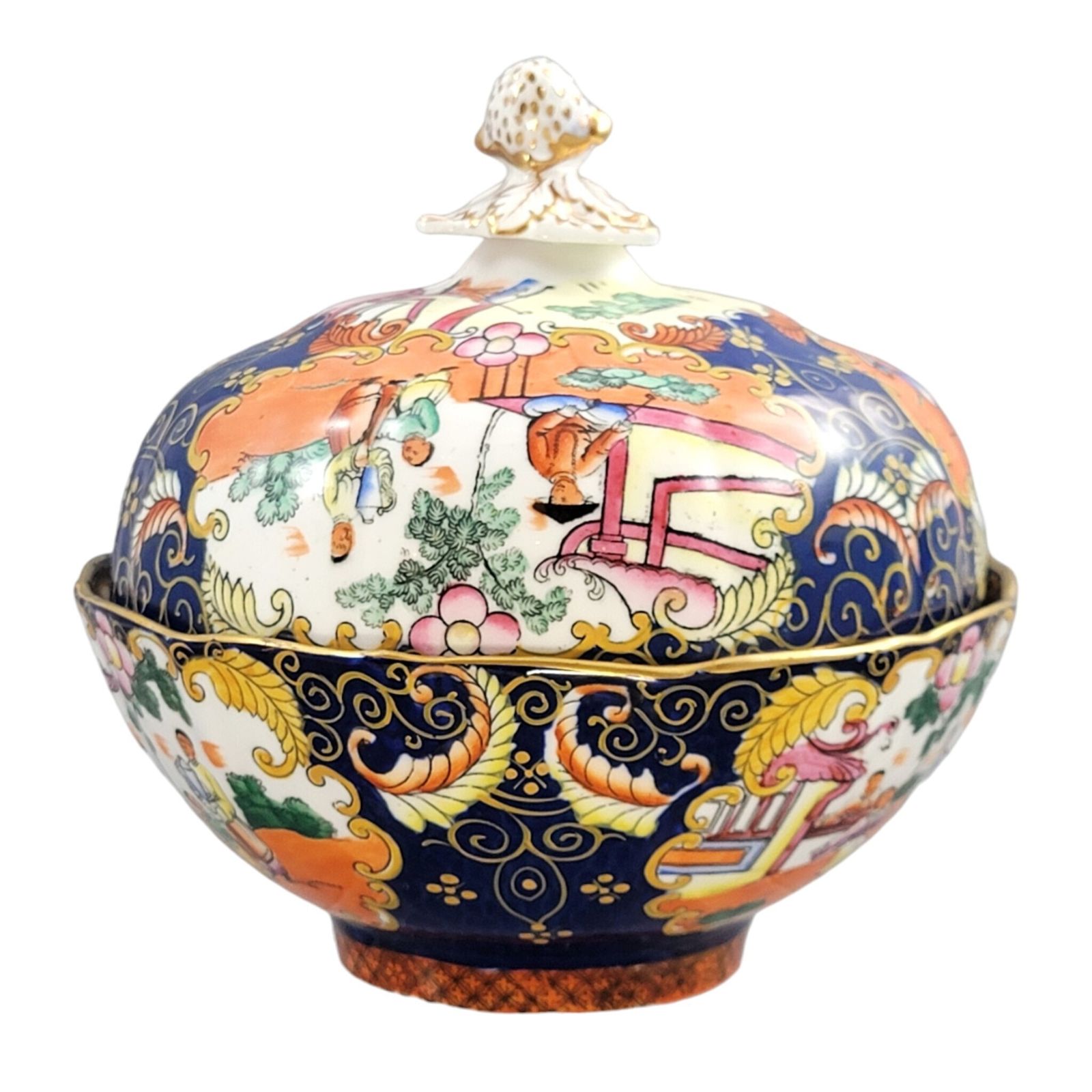 Mason's Patent Ironstone grote gedekte schaal, Chinoiserie-patroon, ca. 1820 photo vinterior