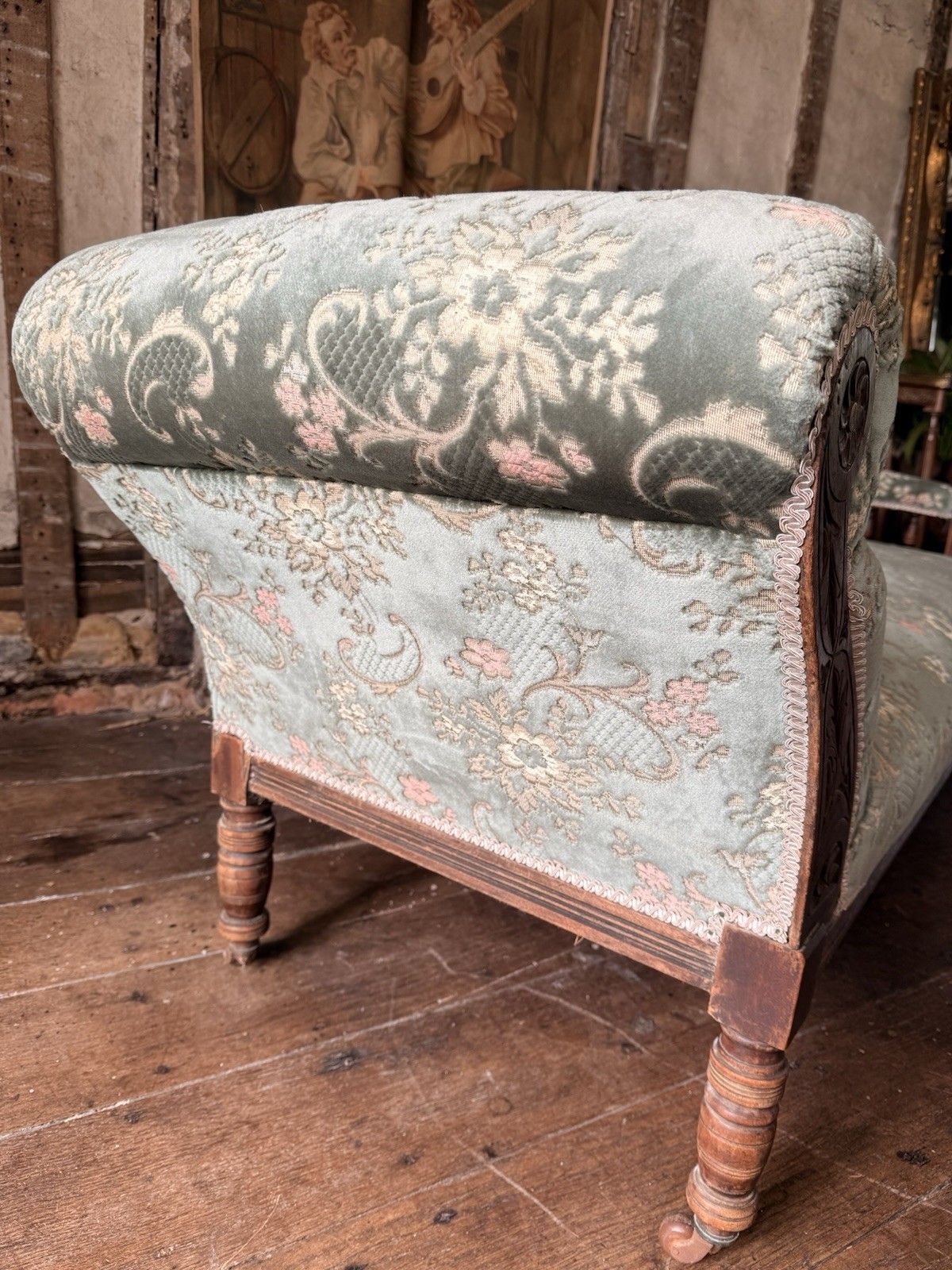 photo vinterior Antique Victorian Country Sage Green Floral Chaise Lounge Longue Daybed 1880 C
