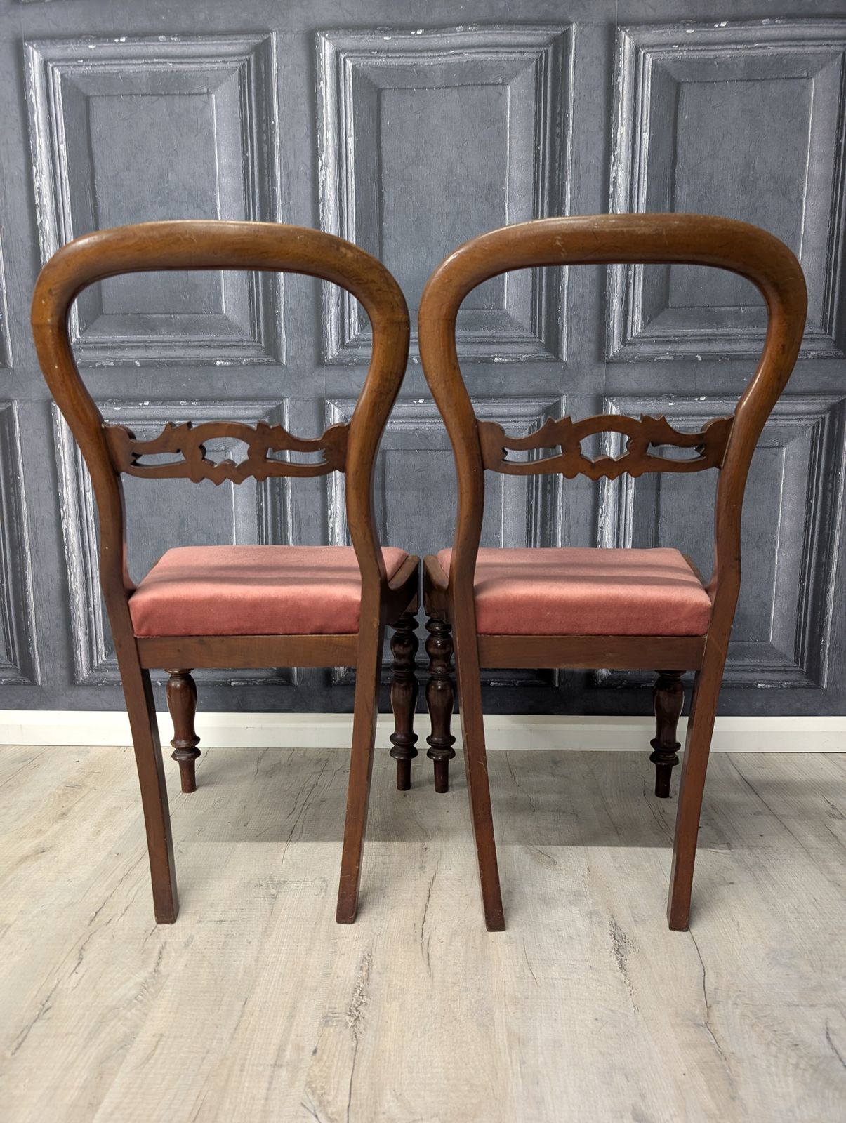 240.0 Pair Of Victorian Balloon Back Mahogany Dining Chairs With Carved Splat & Pink Upholstery, C.1870 photo
