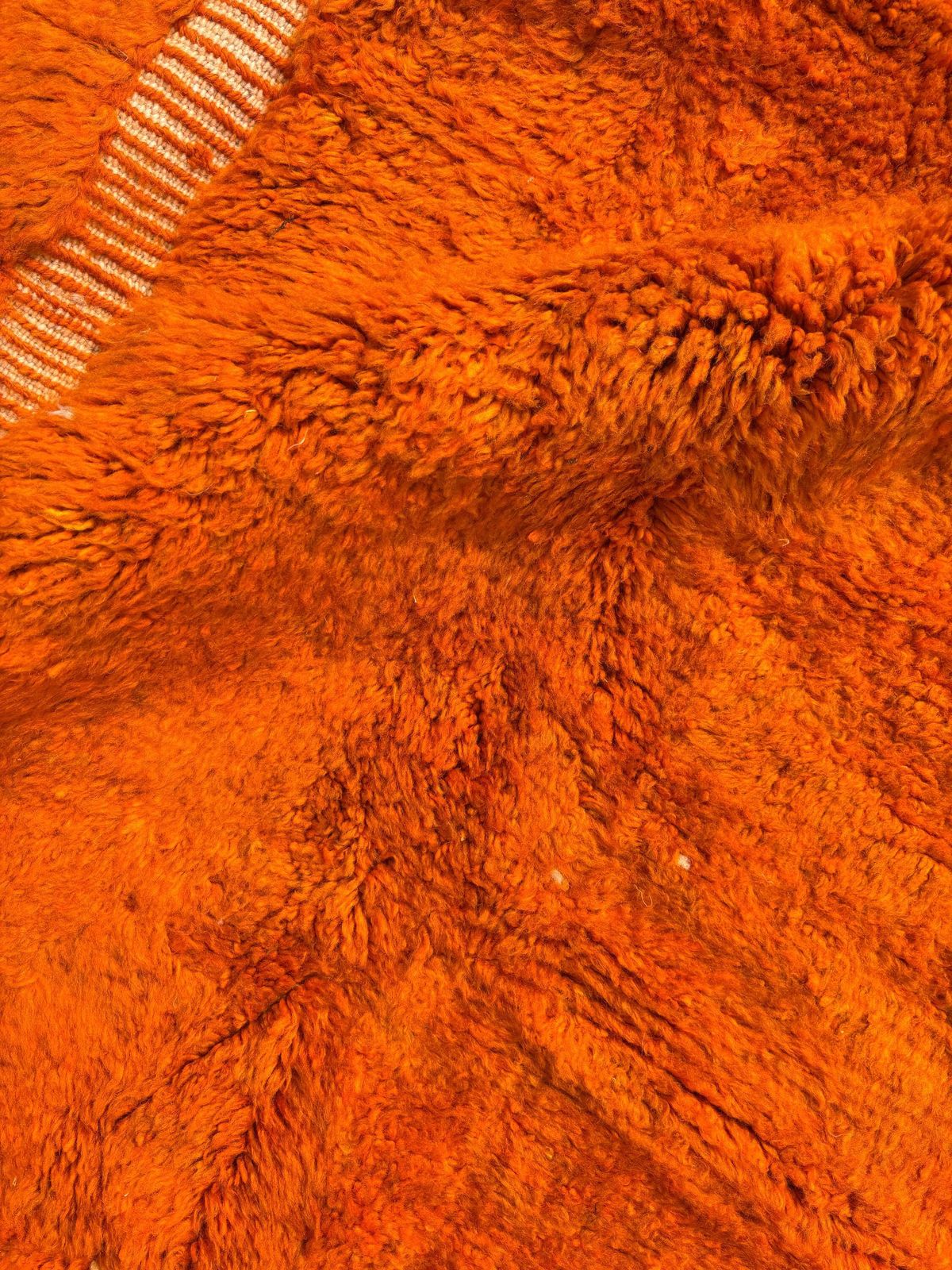 photo furniture Handgemaakt Marokkaans Berber Mrirt vloerkleed – Oranje wollen vloerkleed 210x320 cm – Modern getextureerd tapijt – Abstract dessin – Groot vloerkleed voor de woonkamer