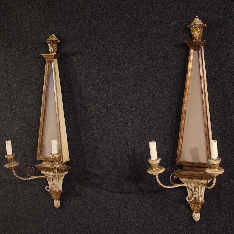 Paar Italiaanse wandlampen in Louis XVI-stijl, 20e eeuw photo vintage