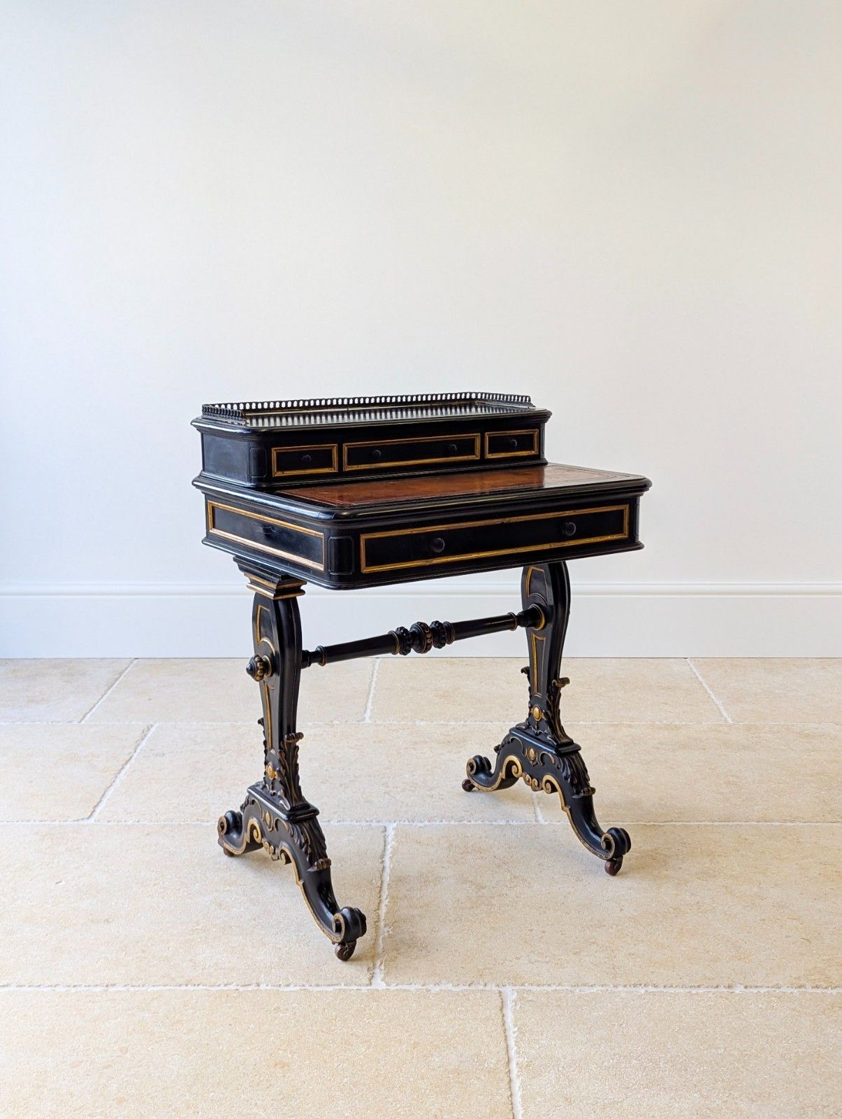 Antique Victorian Ebonised Bonheur Du Jour C.1870 photo vinterior