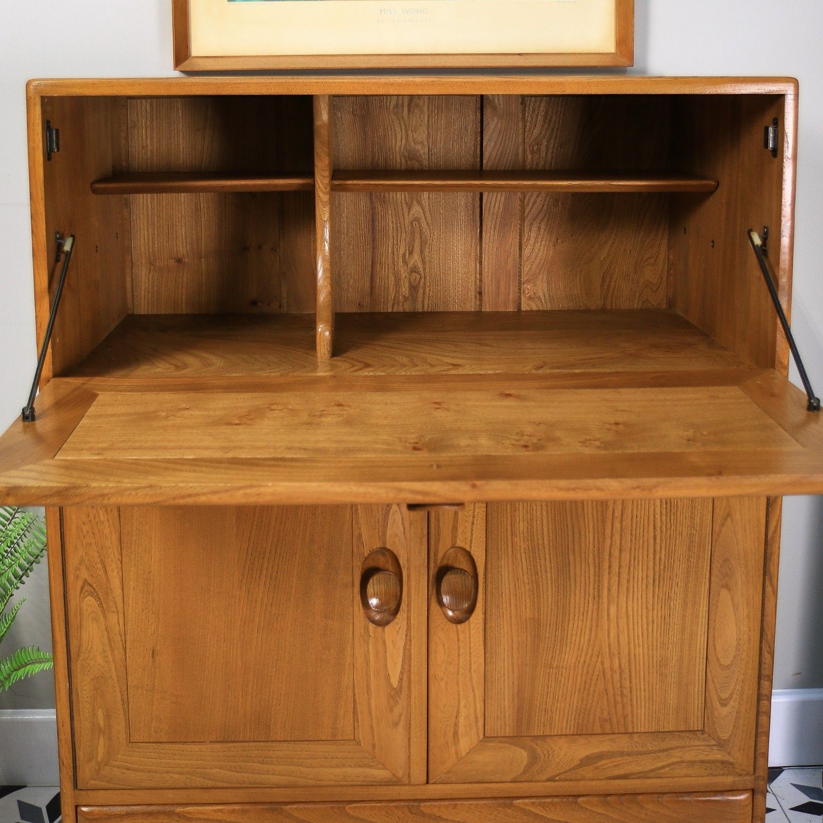 Ercol Windsor Blonde Drinks Cocktail Cabinet Bureau In Elm Model 469 photo buy