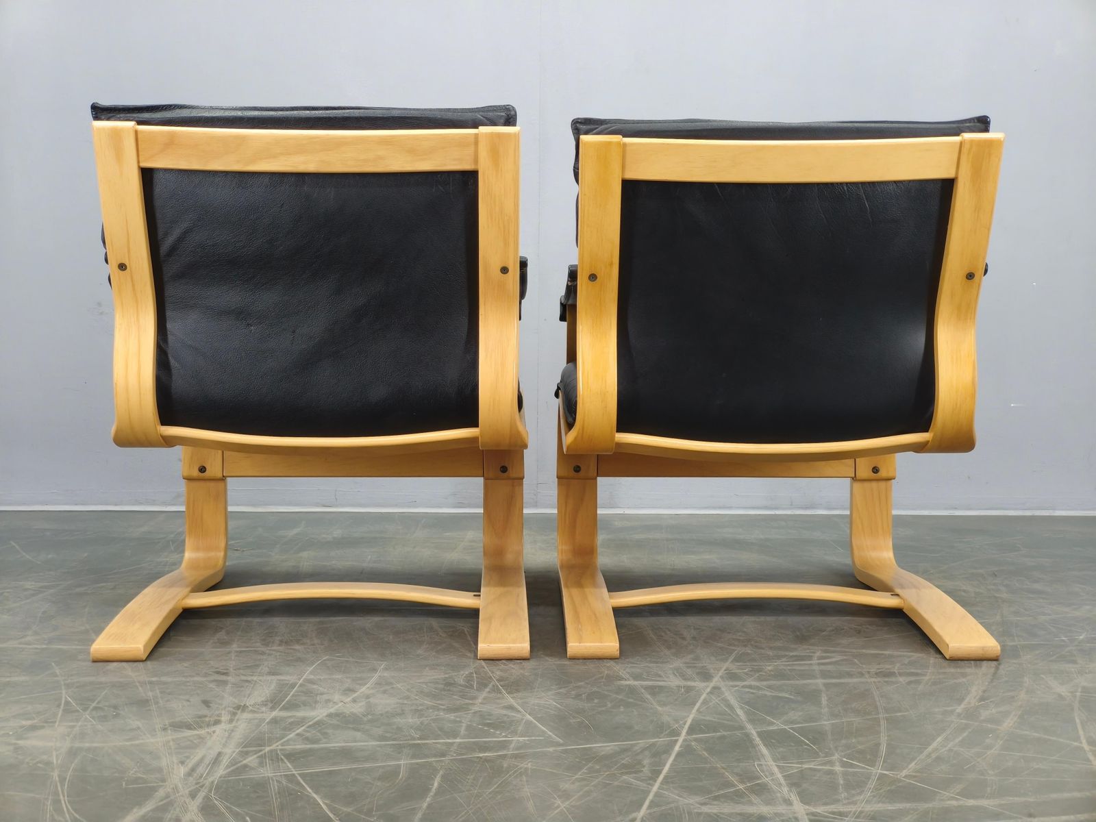 photo vintage Paar lederen lounge stoelen van Åke Fribytter voor Nelo Kroken, jaren 1960