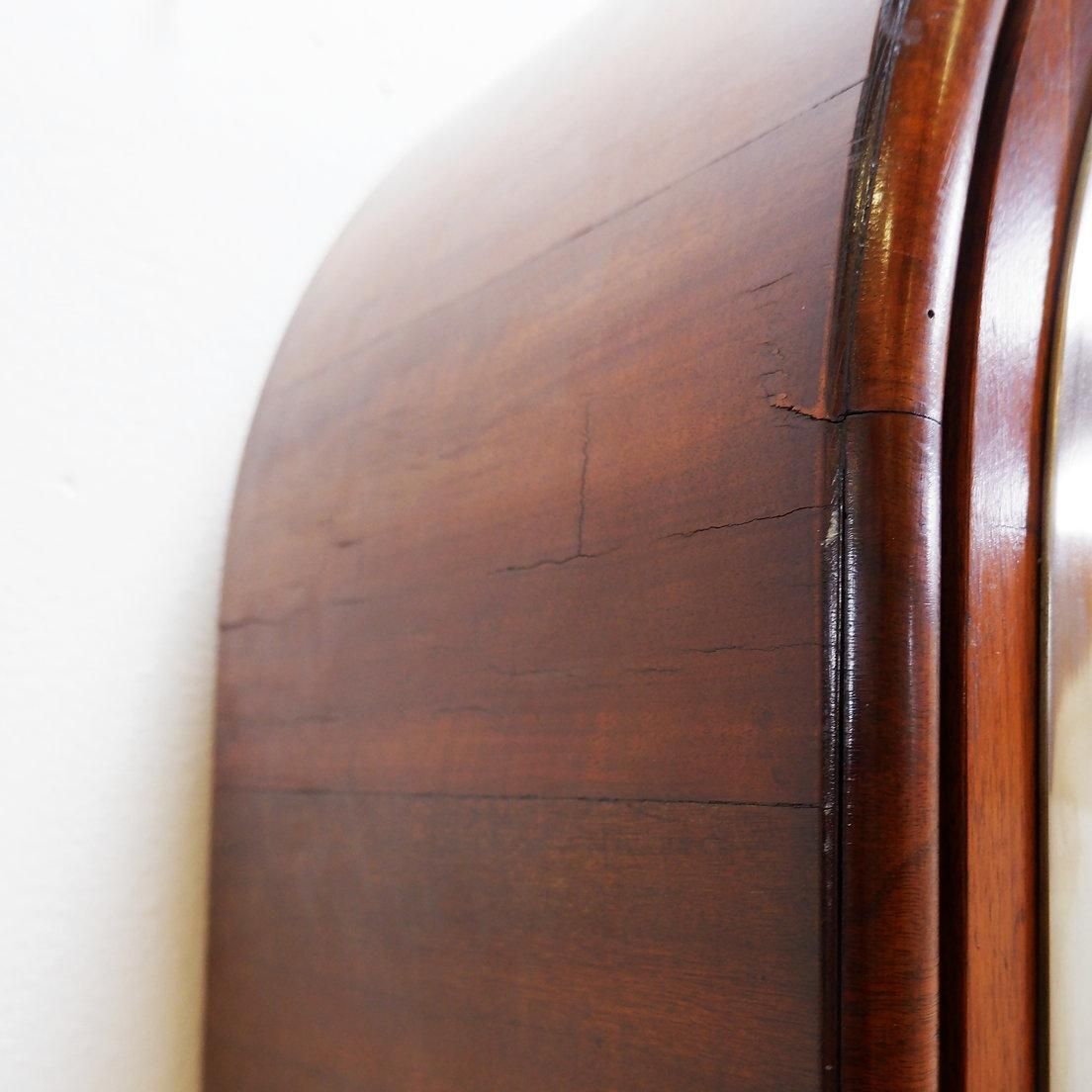 Arched Display In Wood And Glass Door     1950s photo vinterior