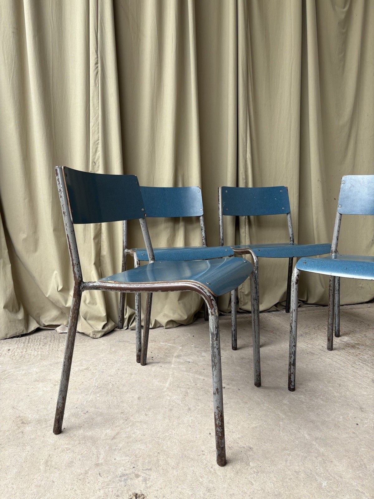 Vtg Mid Century Industrial Metal Set Of 4 Stacking Dining Chairs Retro R1194 photo 185.0