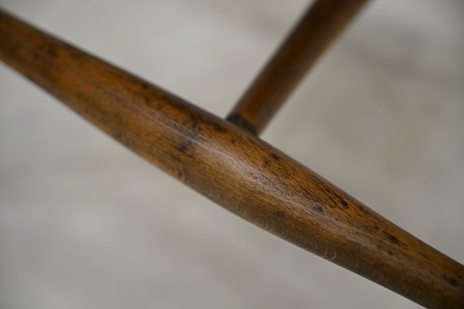 photo vintage Stick Back Windsor Chair Elm And Beech Antique Bow Back Carver Free* Uk Delivery