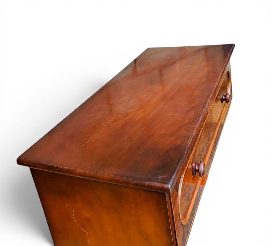 photo vinterior Antique Mahogany Chest Of Drawers Superior Quality Victorian Feathered Inlay