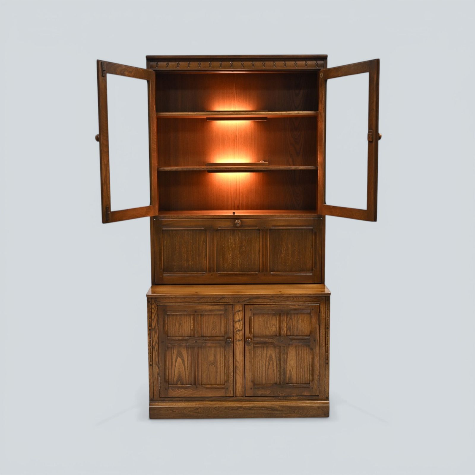 photo vintage Ercol Mural Wall Unit Display/Drinks Cabinet Golden Dawn Finish Free Uk Delivery