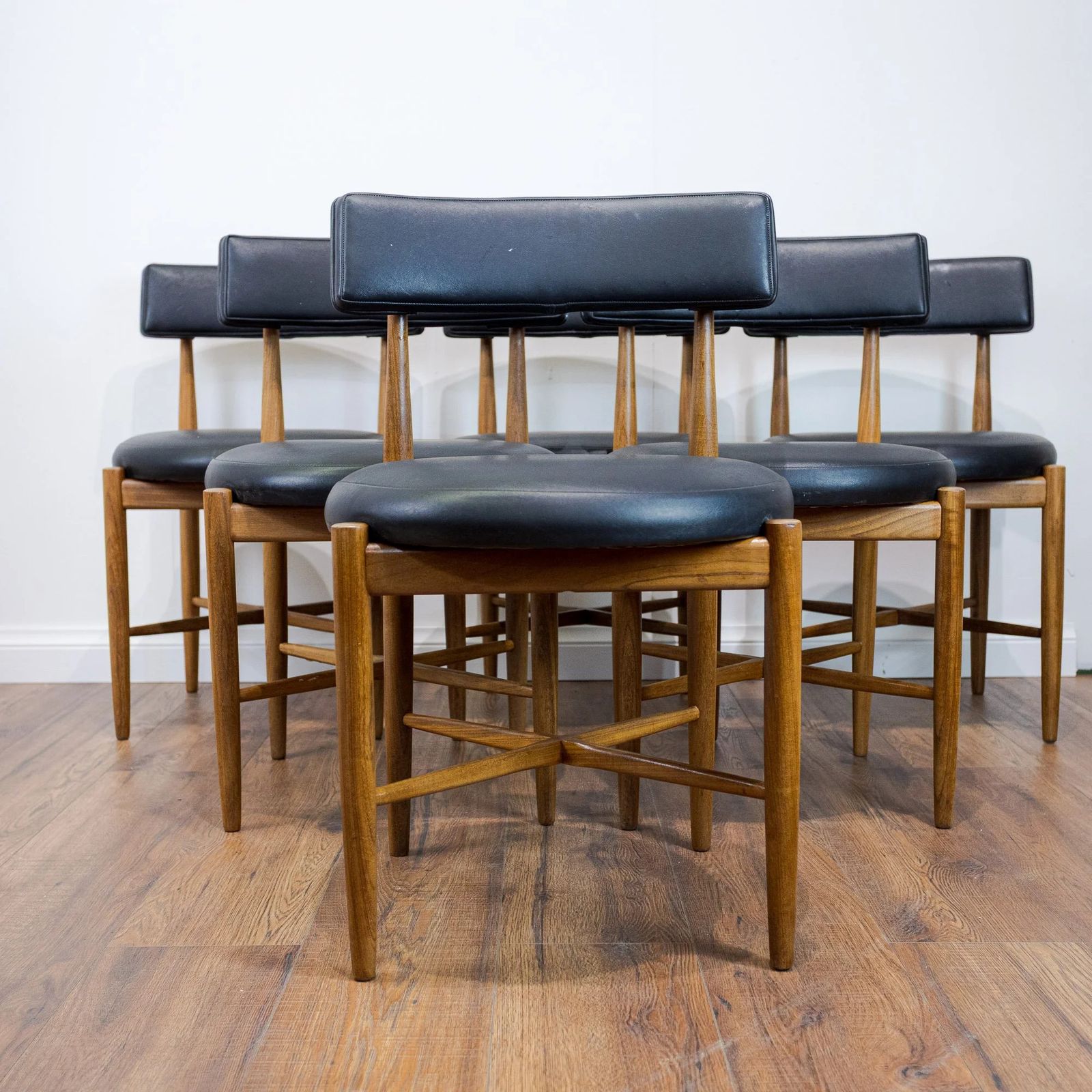 photo furniture 6x G Plan Fresco Round Dining Chairs By Victor B. Wilkins