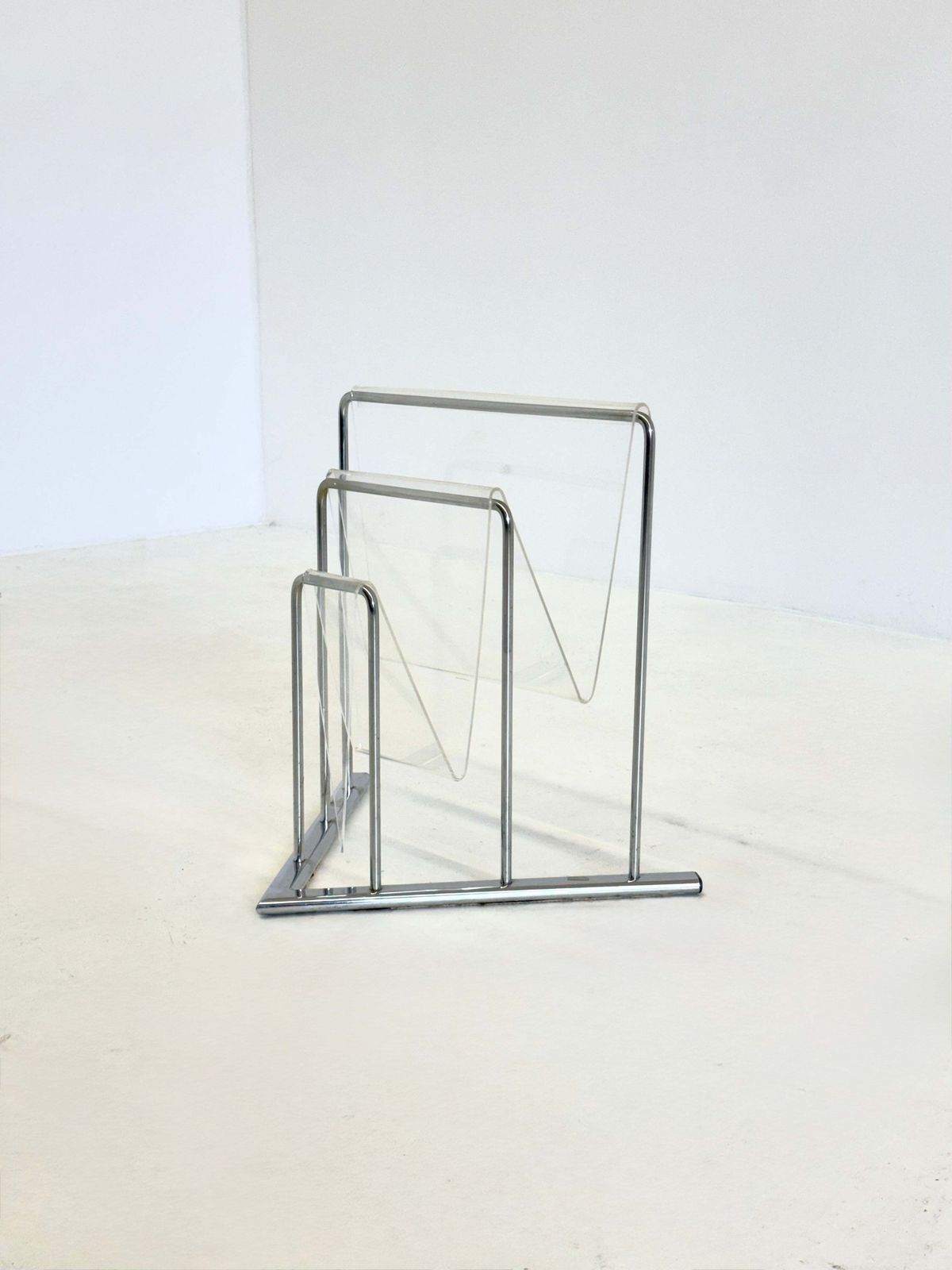 Lucite Magazine Houder Van Markus Börgens Voor D Tec