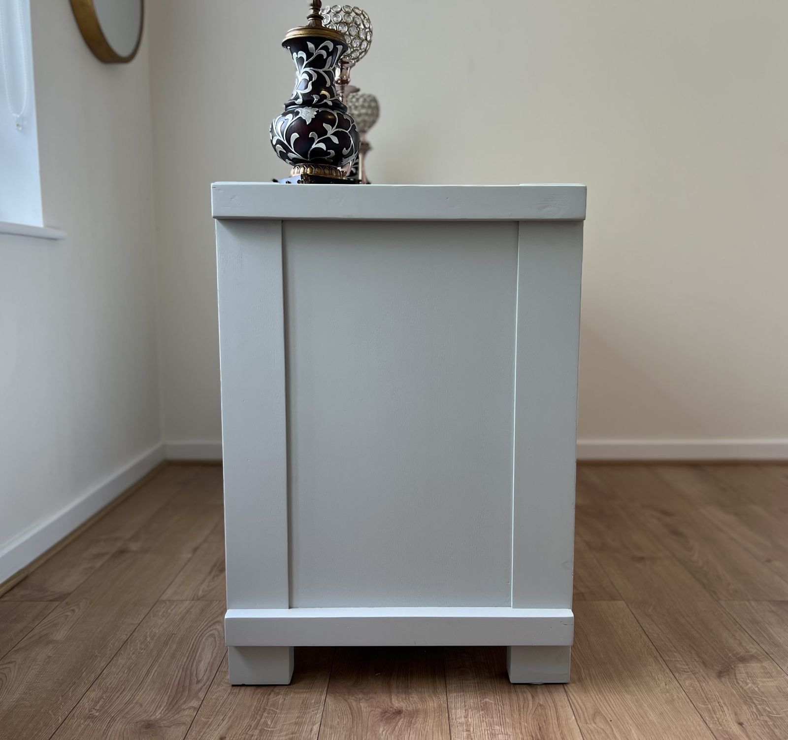 Furniture Premium Solid Wood Light Grey Large Sideboard Modern Furniture Rrp  £650! photo