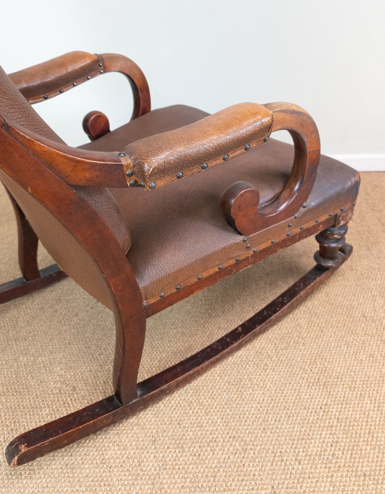 photo furniture Antique Vintage Mahogany Framed Scroll Arm Tan Brown Leather Rocking Arm Chair