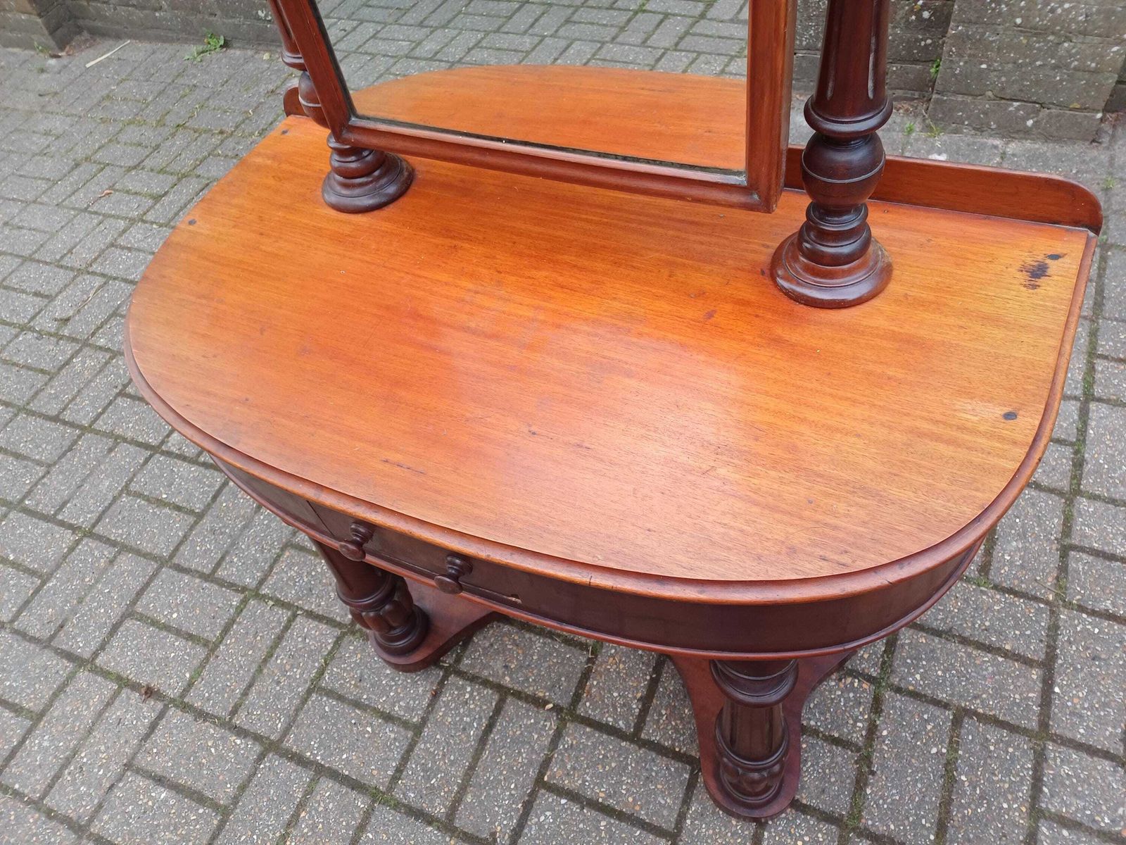 595.0 Antique Victorian Mahogany Duchess Dressing Table Swivel Mirror Vanity Carved Turned Base 19th Century photo