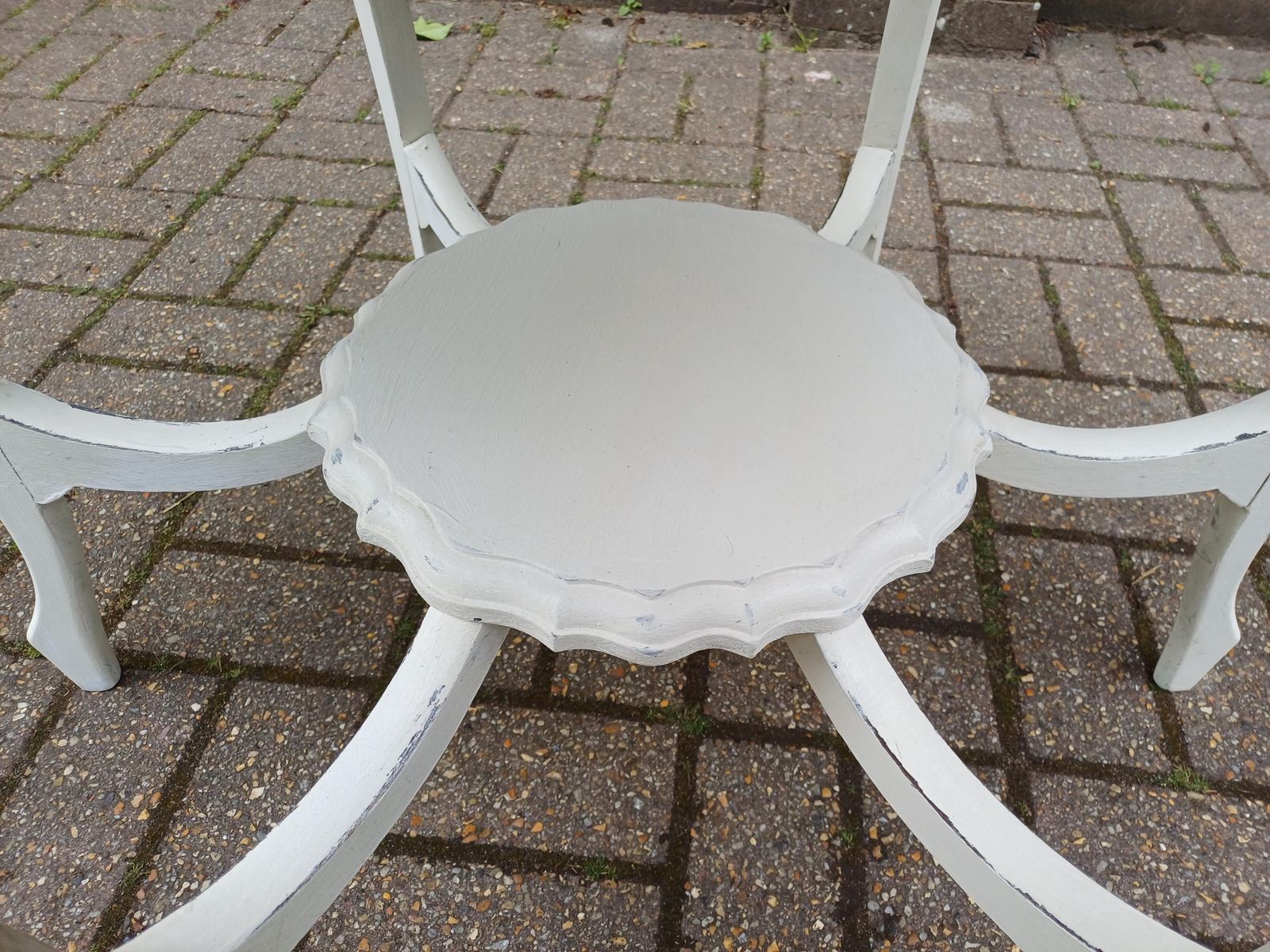 Furniture Large Antique Victorian Painted Occasional Table Farrow & Ball Wimborne White Shabby Chic Circular Side Table photo