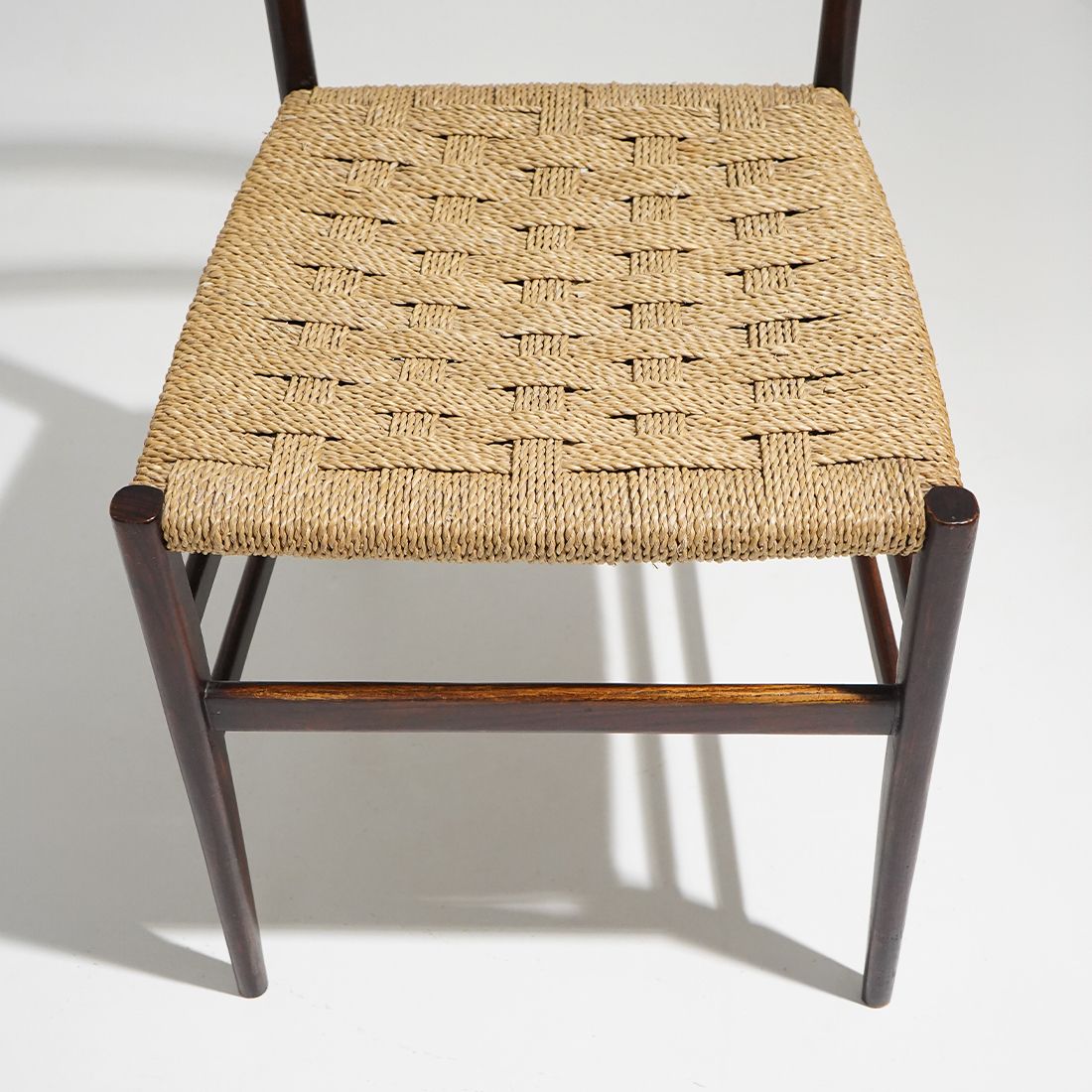 Six “Leggera” Chairs By Gio Ponti For Cassina, 1950s photo vinterior