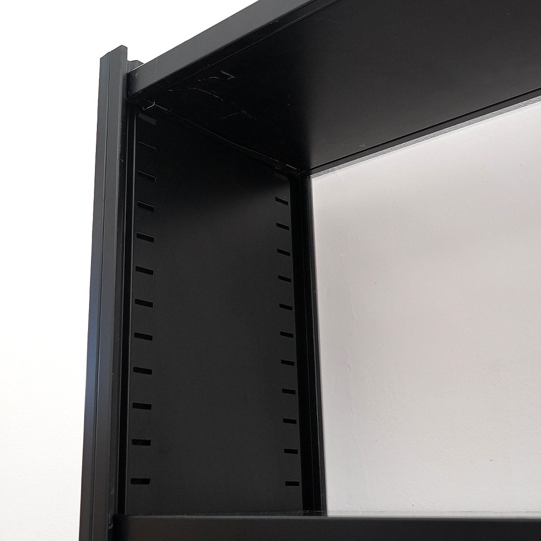 Black Metal Bookcase, 1970s, Industrial photo vinterior