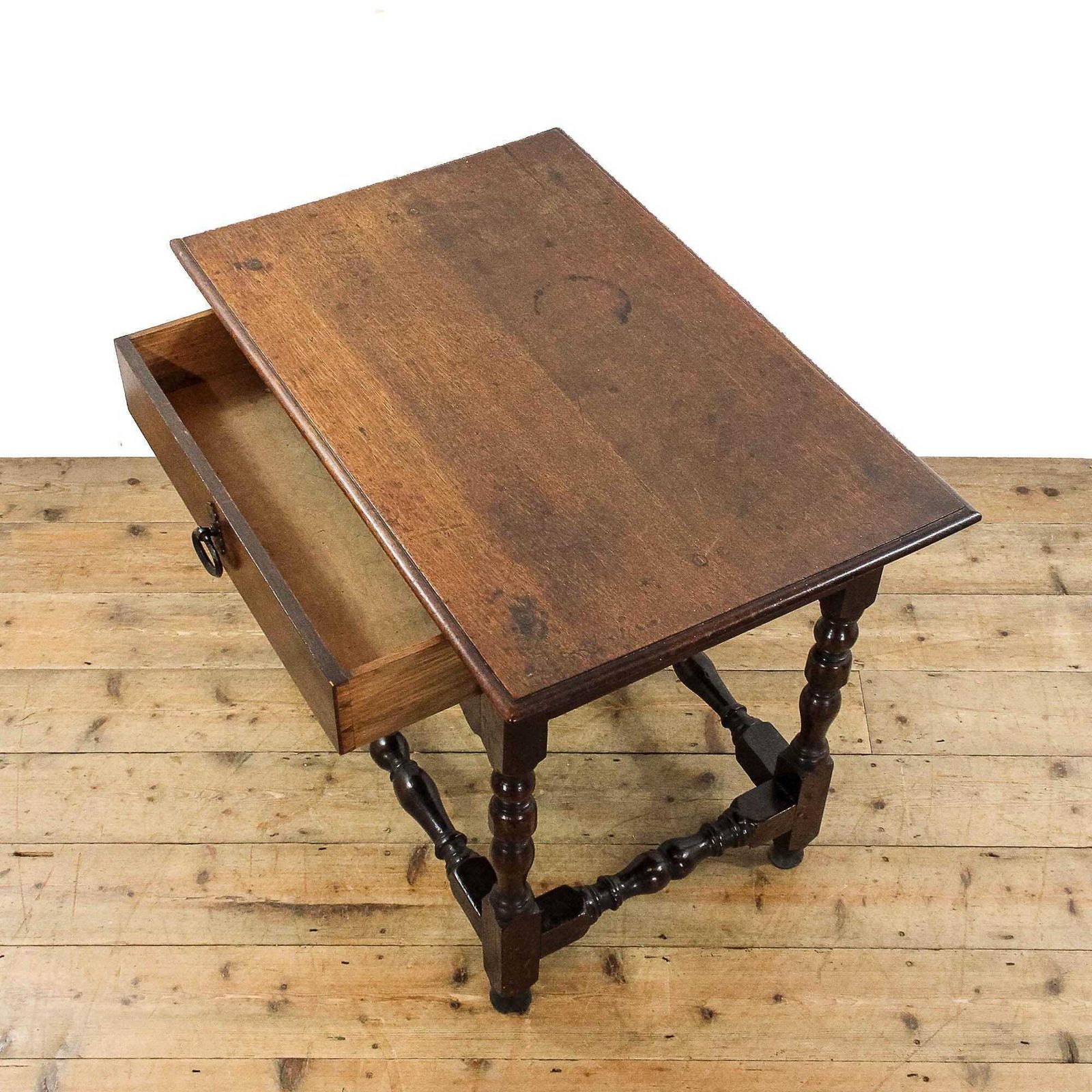 Antique 18th Century Oak Lowboy Side Table | Antique Tables | Antique Furniture | Antique Side Table (M 5878) photo vinterior