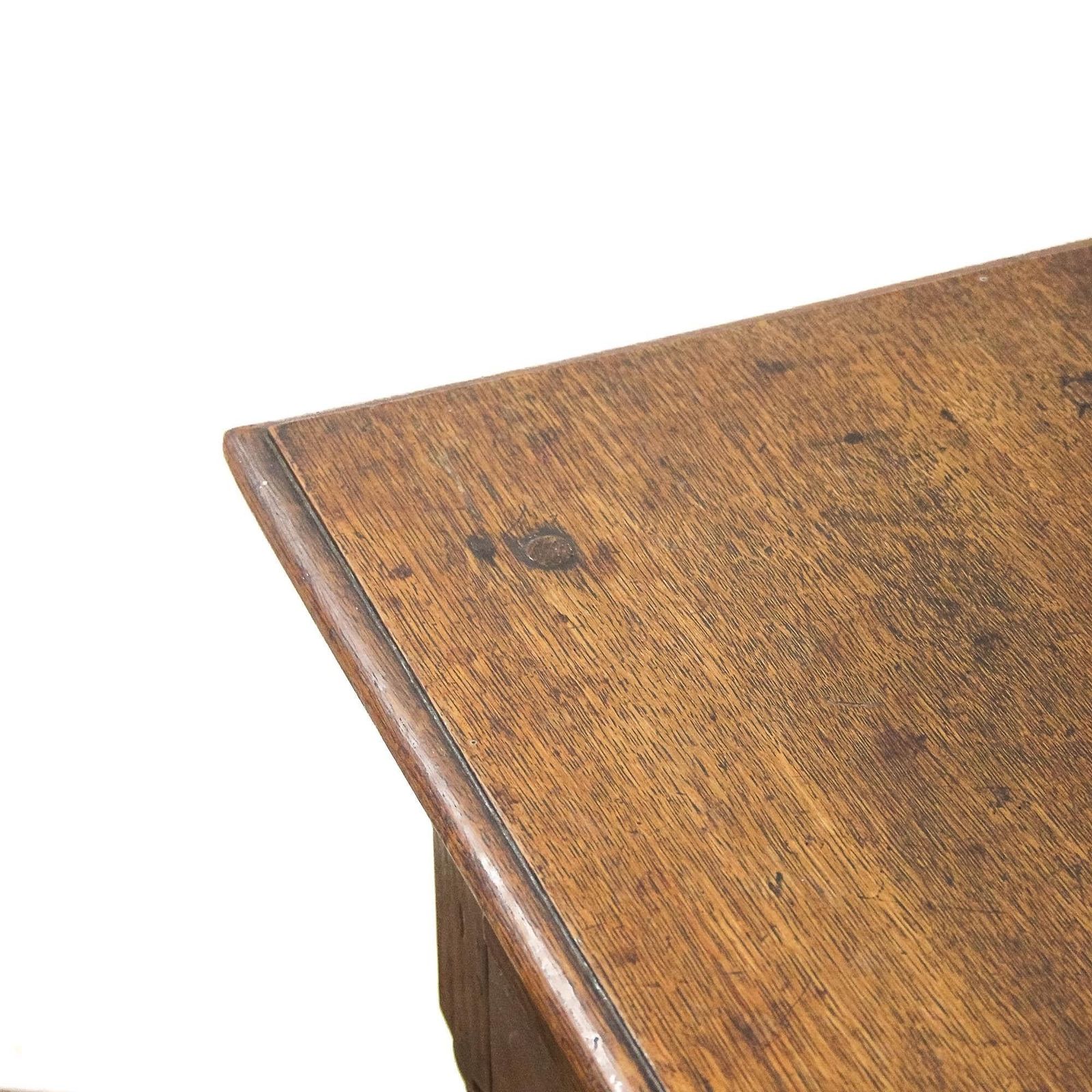 photo furniture Antique 18th Century Oak Lowboy Side Table | Antique Tables | Antique Furniture | Antique Side Table (M 5878)