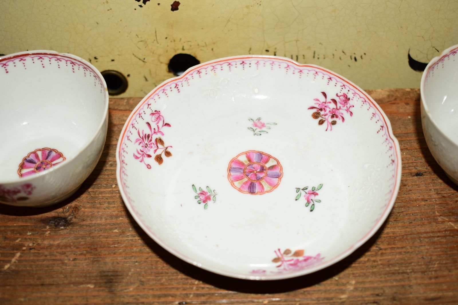 18th Century Chinese Export Famille Rose 3 Piece Tea Set   Qianlong Period C.1750 photo 142.0