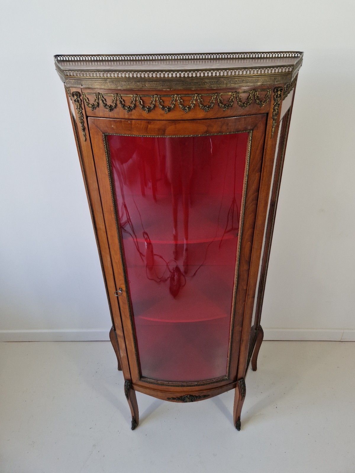 photo vinterior Antique French Louis XVI Style Vitrine Chateau China Cabinet