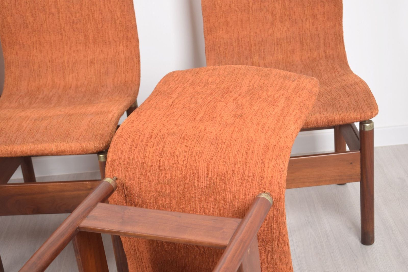 photo vintage Chelsea Chairs By Vittorio Introini For Saporiti, 1960, Set Of 6
