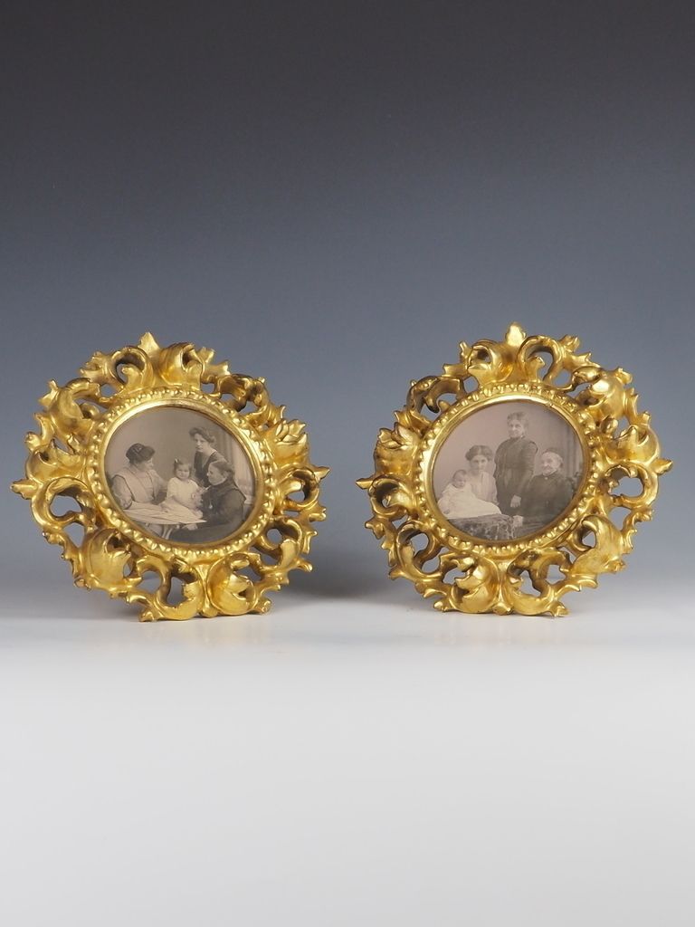 Antique Fine Carved Giltwood Florentine Photo Frames (Pair) photo for sale