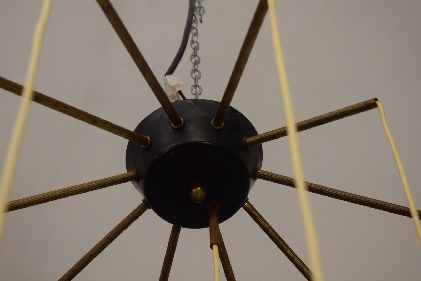 Brass And Metal Chandelier Attributed To Stilnovo, 1950s photo vinterior