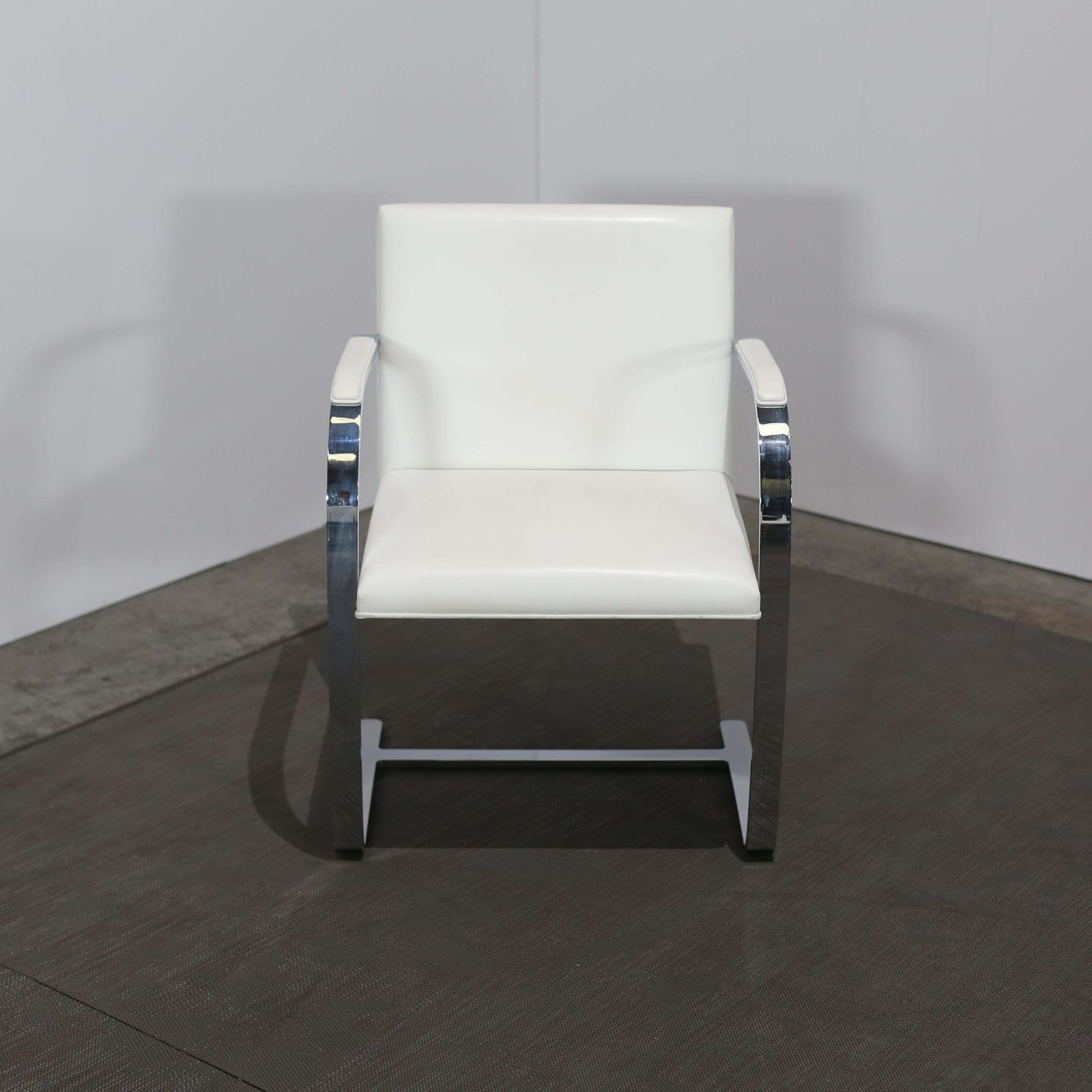 photo vinterior Knoll Brno Flat Bar Side Chairs By Mies Van Der Rohe, Set Of Ten