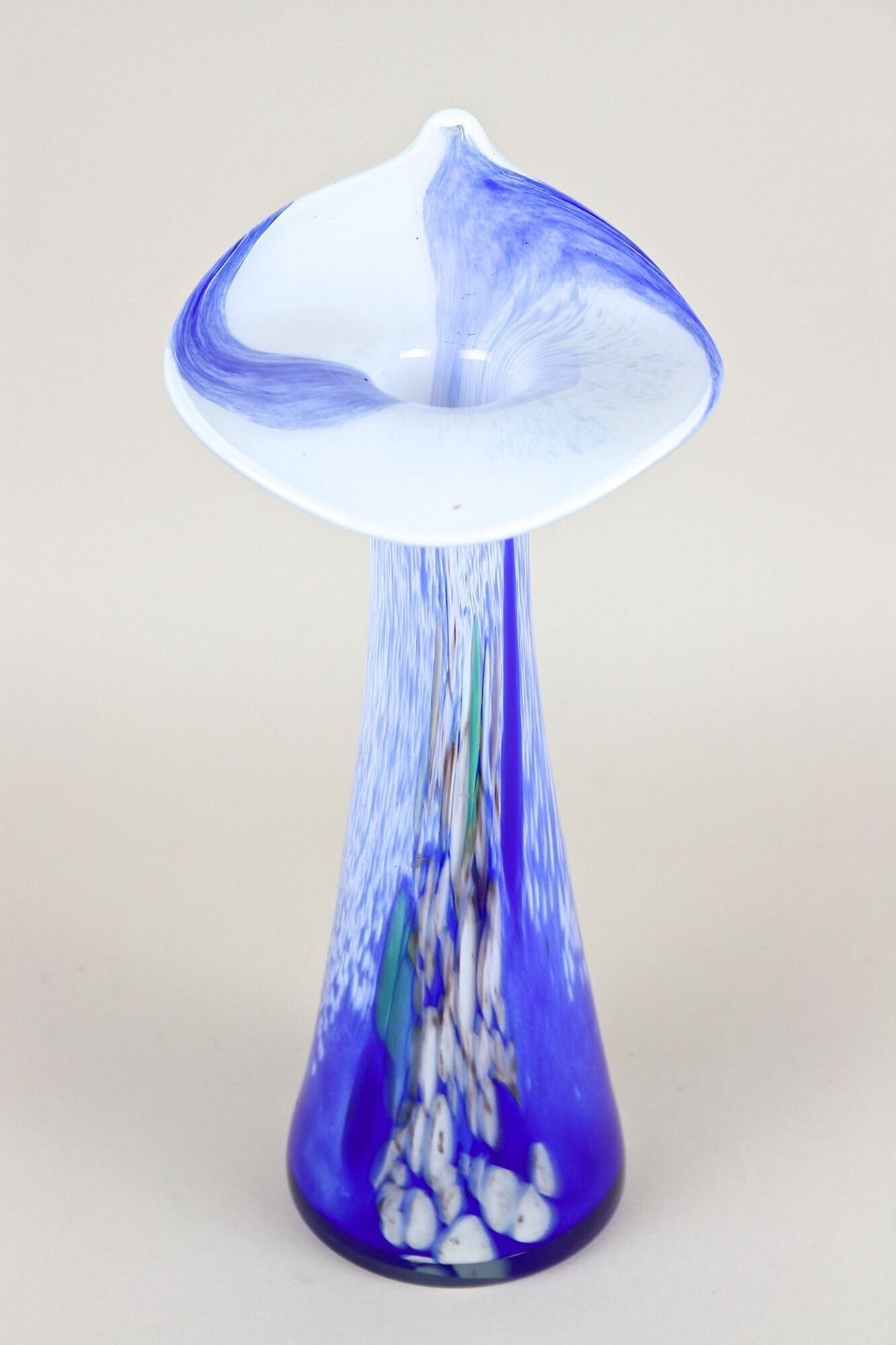 20th Century Murano Glass Vase "Jack In The Pulpit", Italy Circa 1970 photo furniture