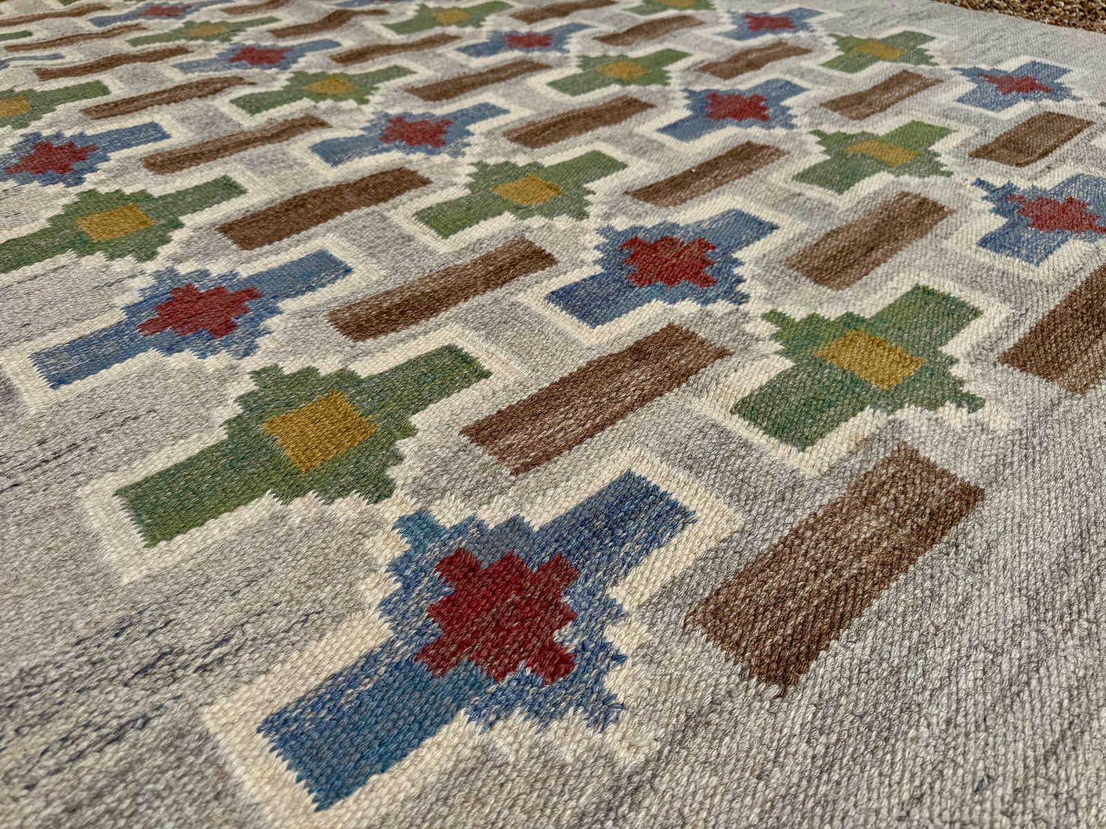 1950s Large Swedish Rollakan Flat Weave Rug By Judith Johansson photo vinterior