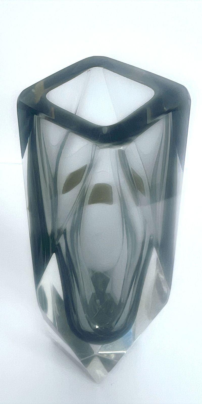 photo buy 1960s Murano Sommerso Faceted Glass Vase , Smoky Grey & Clear Crystal