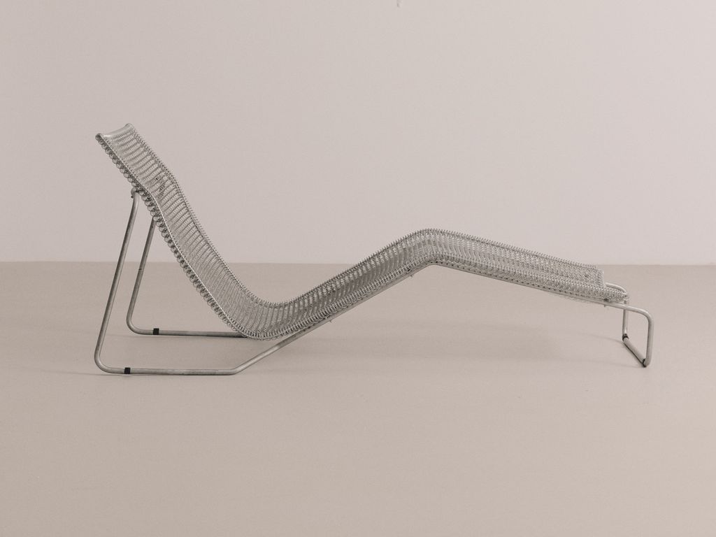 Ruffian Chaise By Niall O'flynn photo vinterior